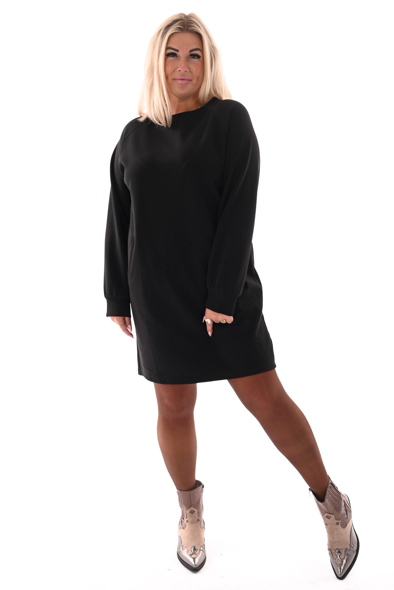 Sweaterdress deluxe met zakken zwart