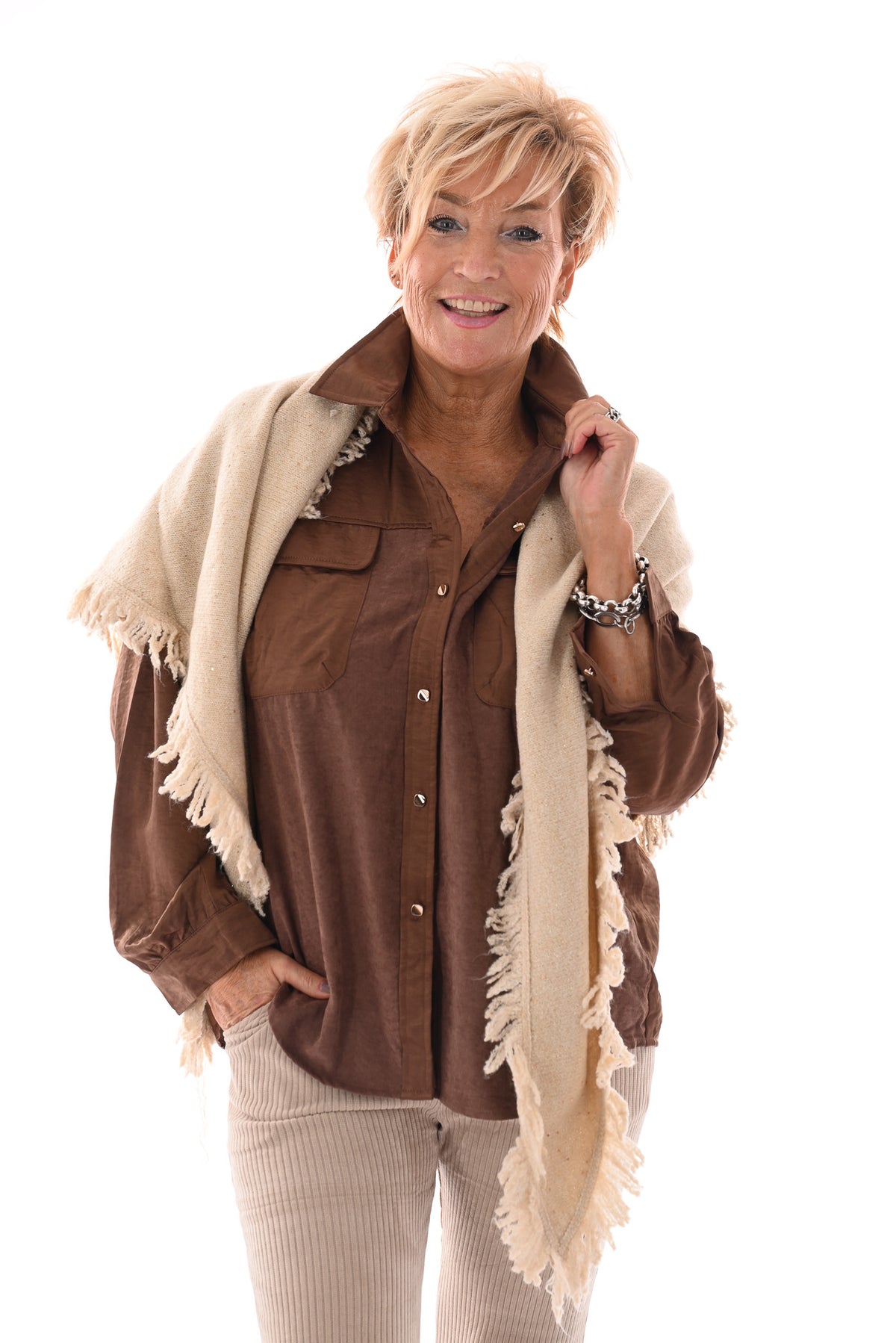 Sjaal met pailletten en franjes creme