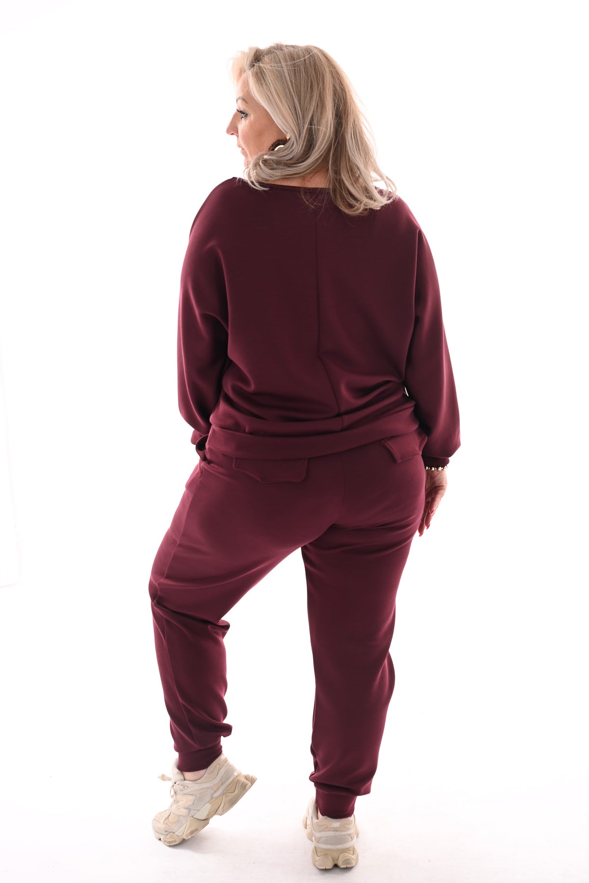 Tweedelig pak ovale halslijn aubergine