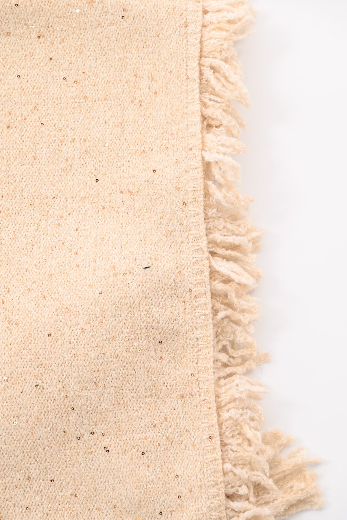 Sjaal met pailletten en franjes creme