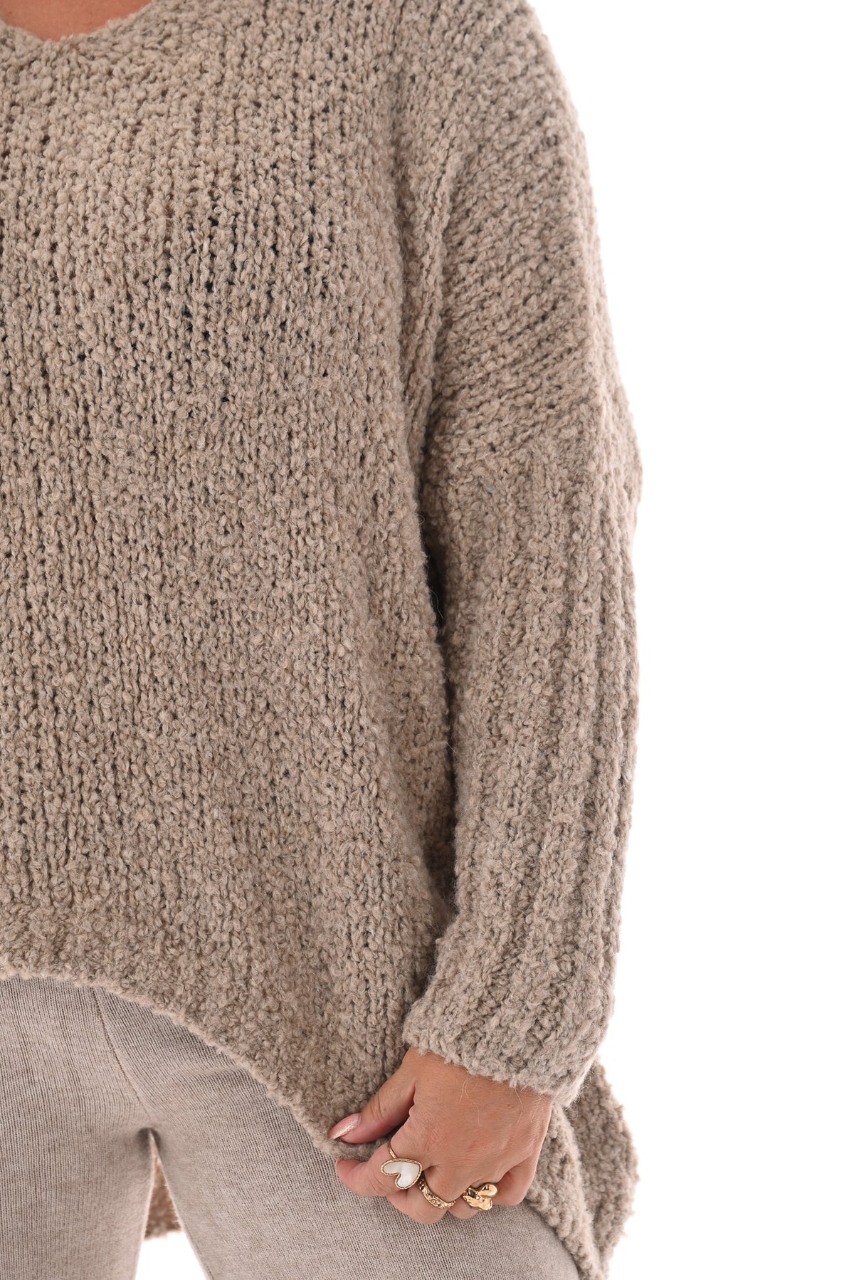 Gebreide boucle trui v-hals taupe