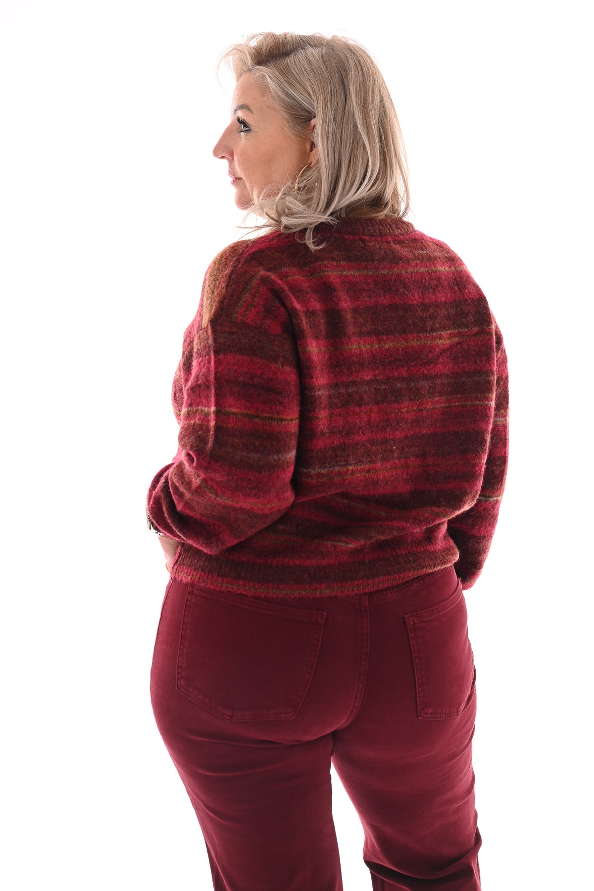 Doorknoop vest met streeppatroon rood/bordeaux