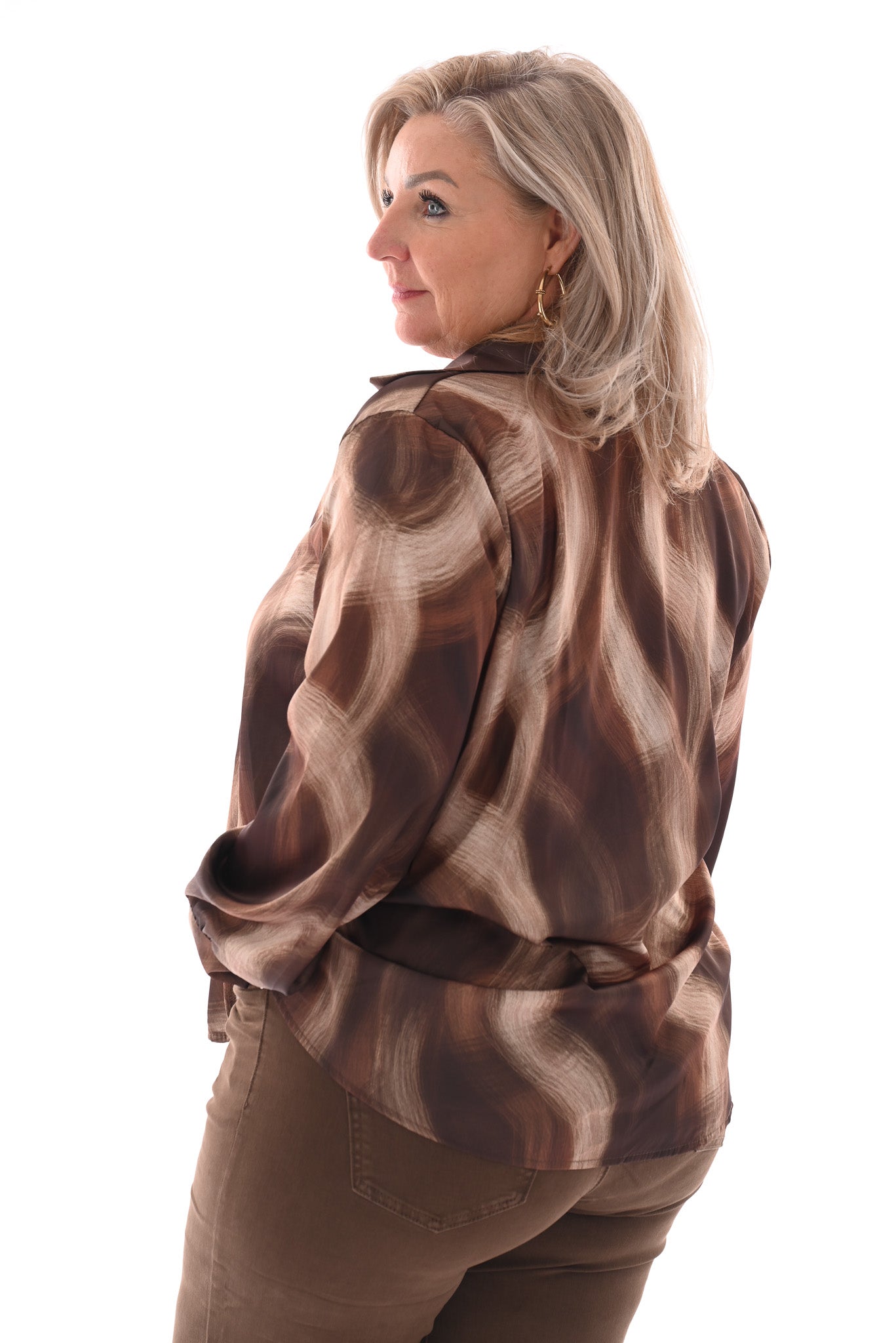 Blouse v-hals met kraag vegen donkerbruin/beige