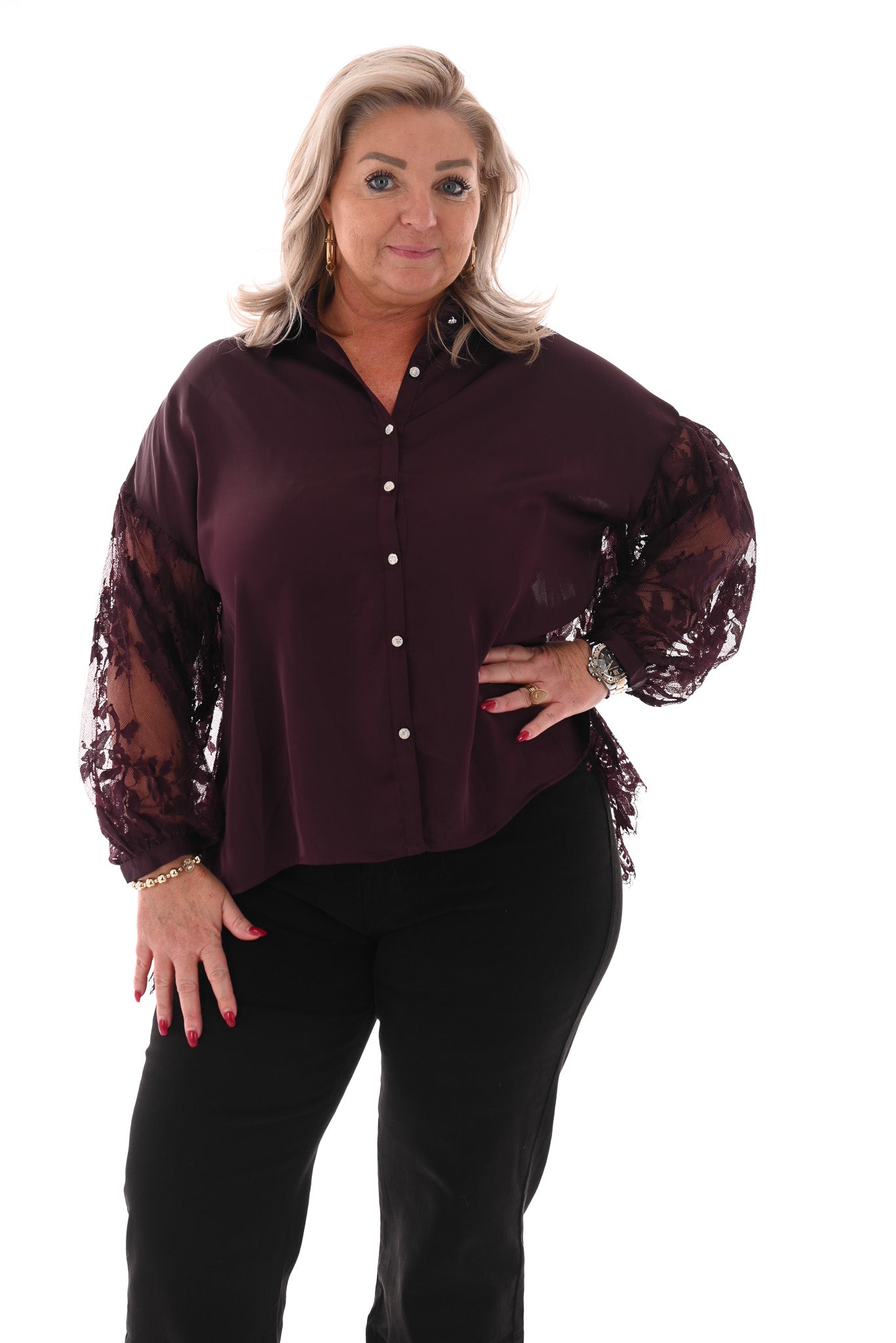 Doorknoop blouse kant aubergine