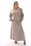 Tweedelig set sweater en rok taupe