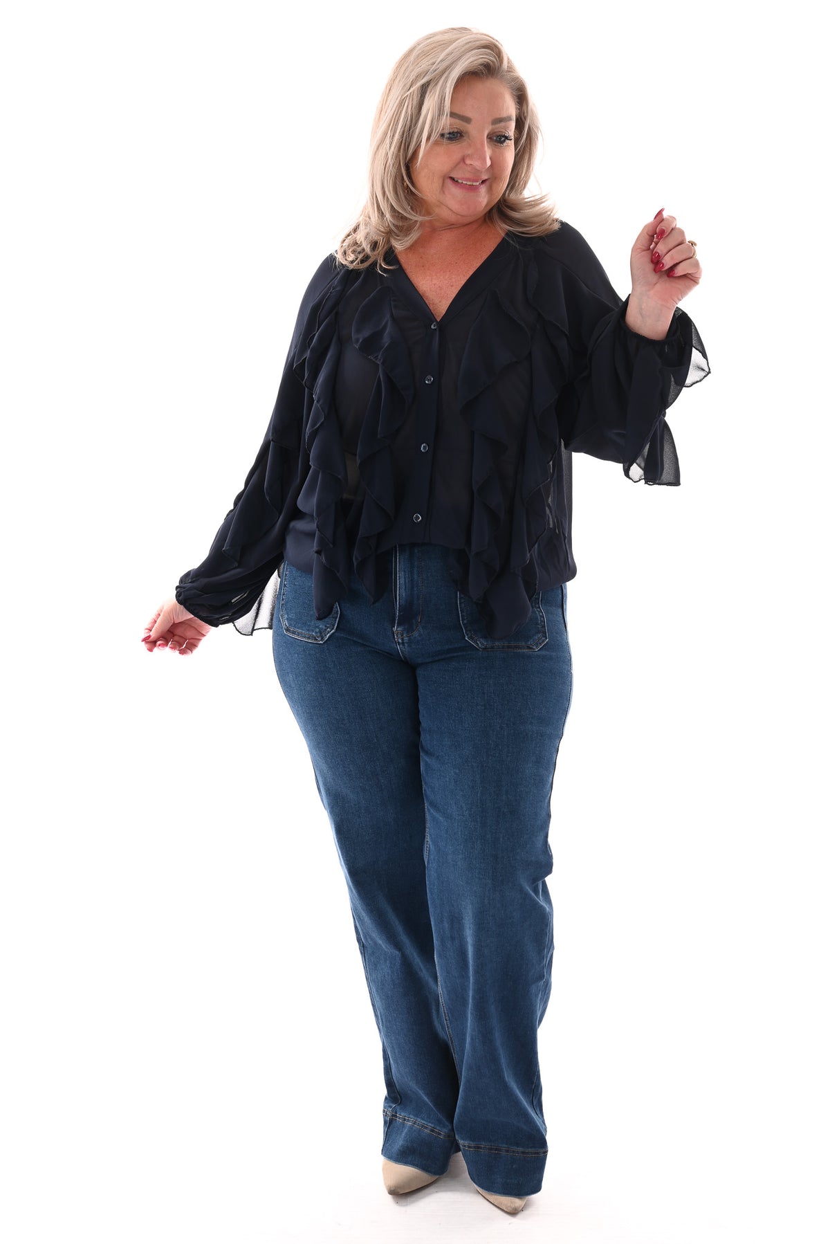 Doorknoop blouse ruffels uni marineblauw