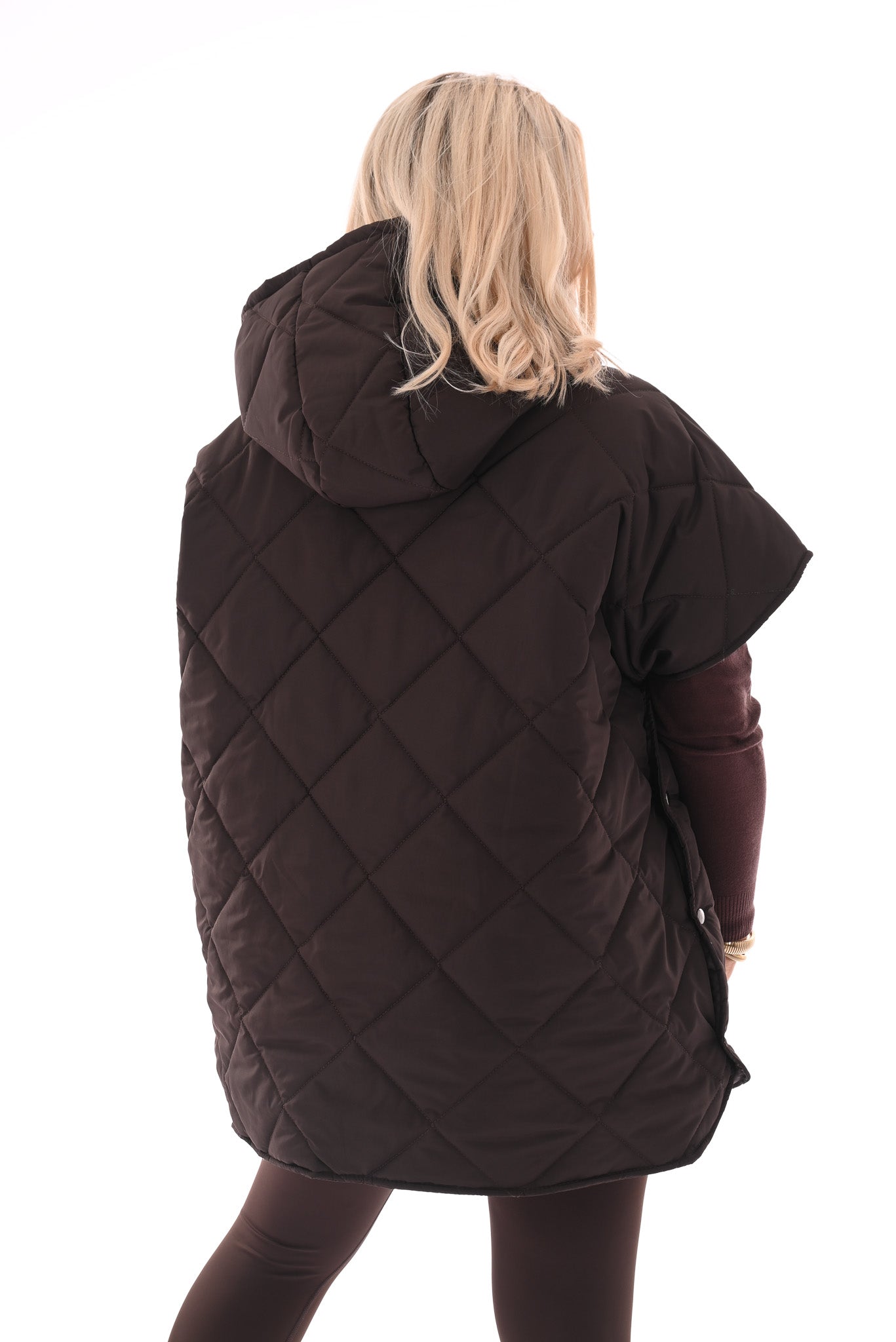 Gewatteerde ponchojas met capuchon donkerbruin