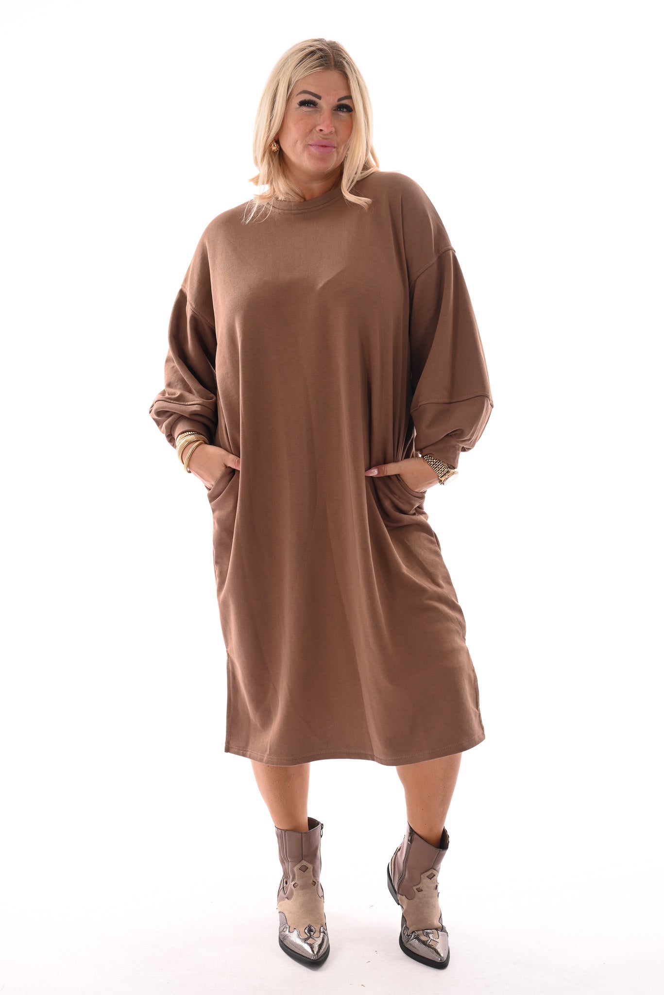Sweaterdress met zakken bruin
