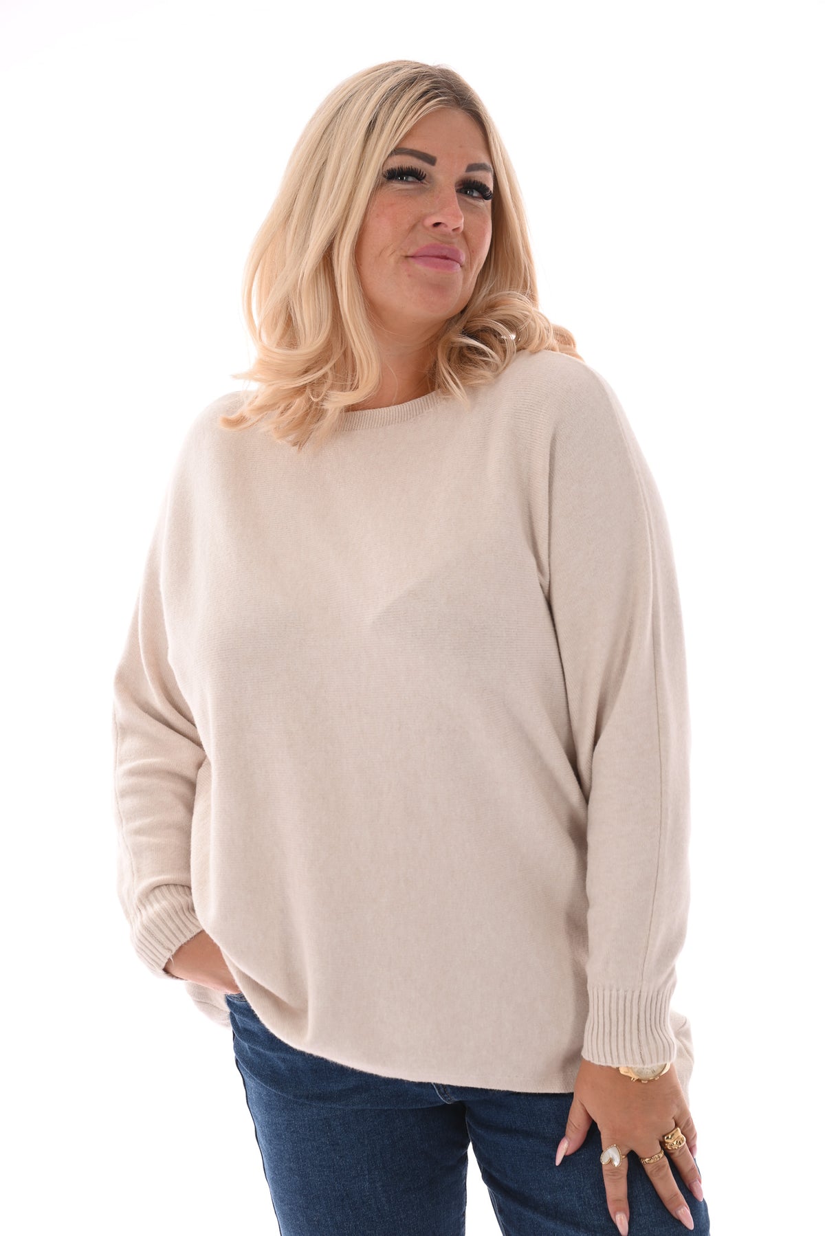 Trui met knoopjes creme