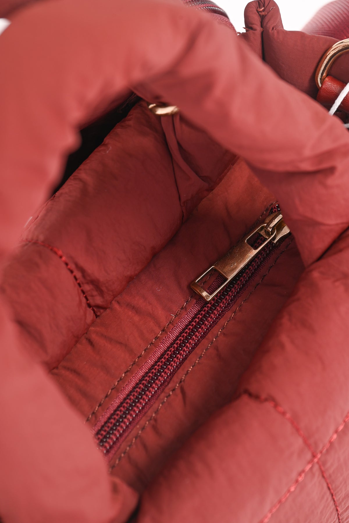 Mini puffer tas bordeaux