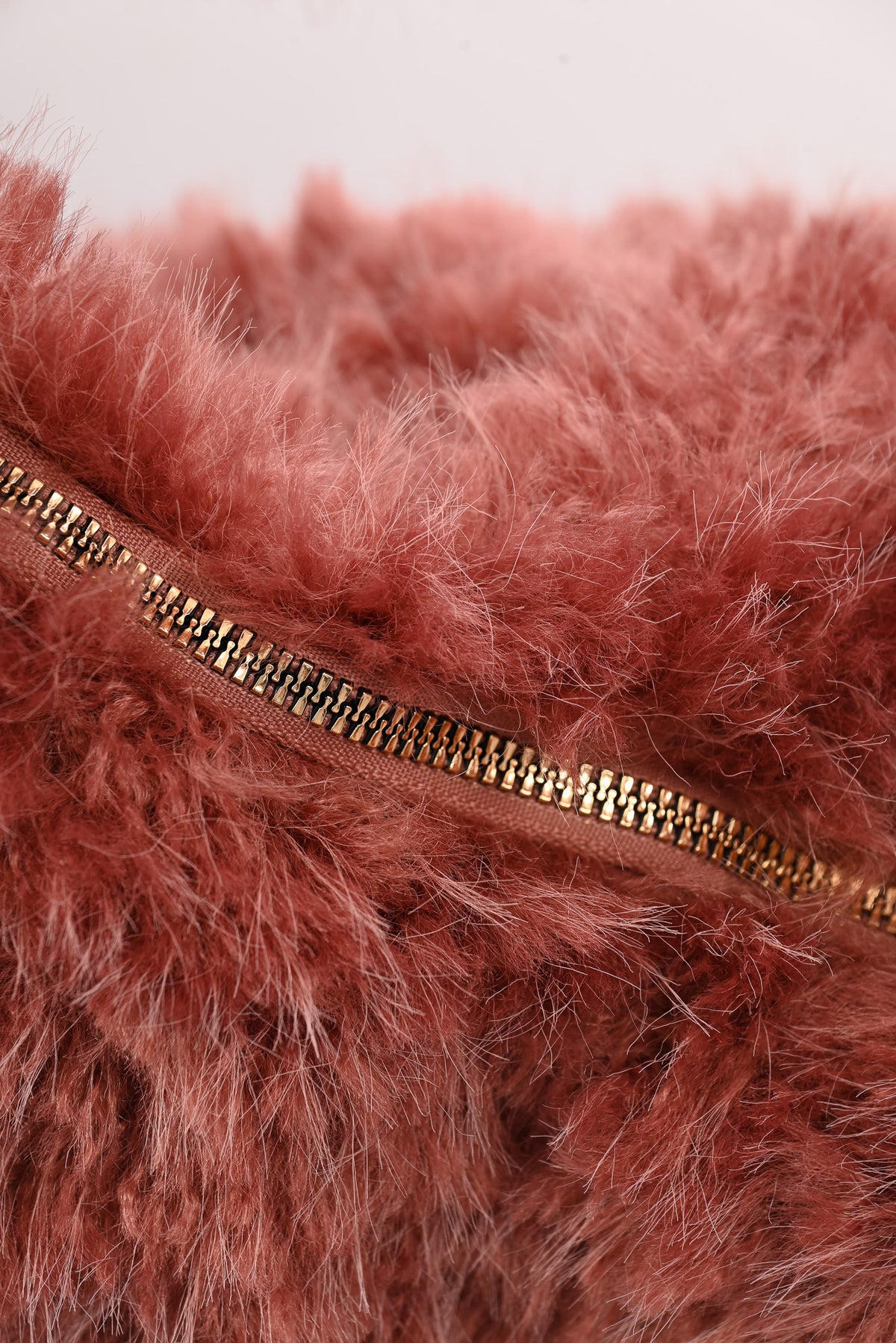 Furry schoudertas mauve