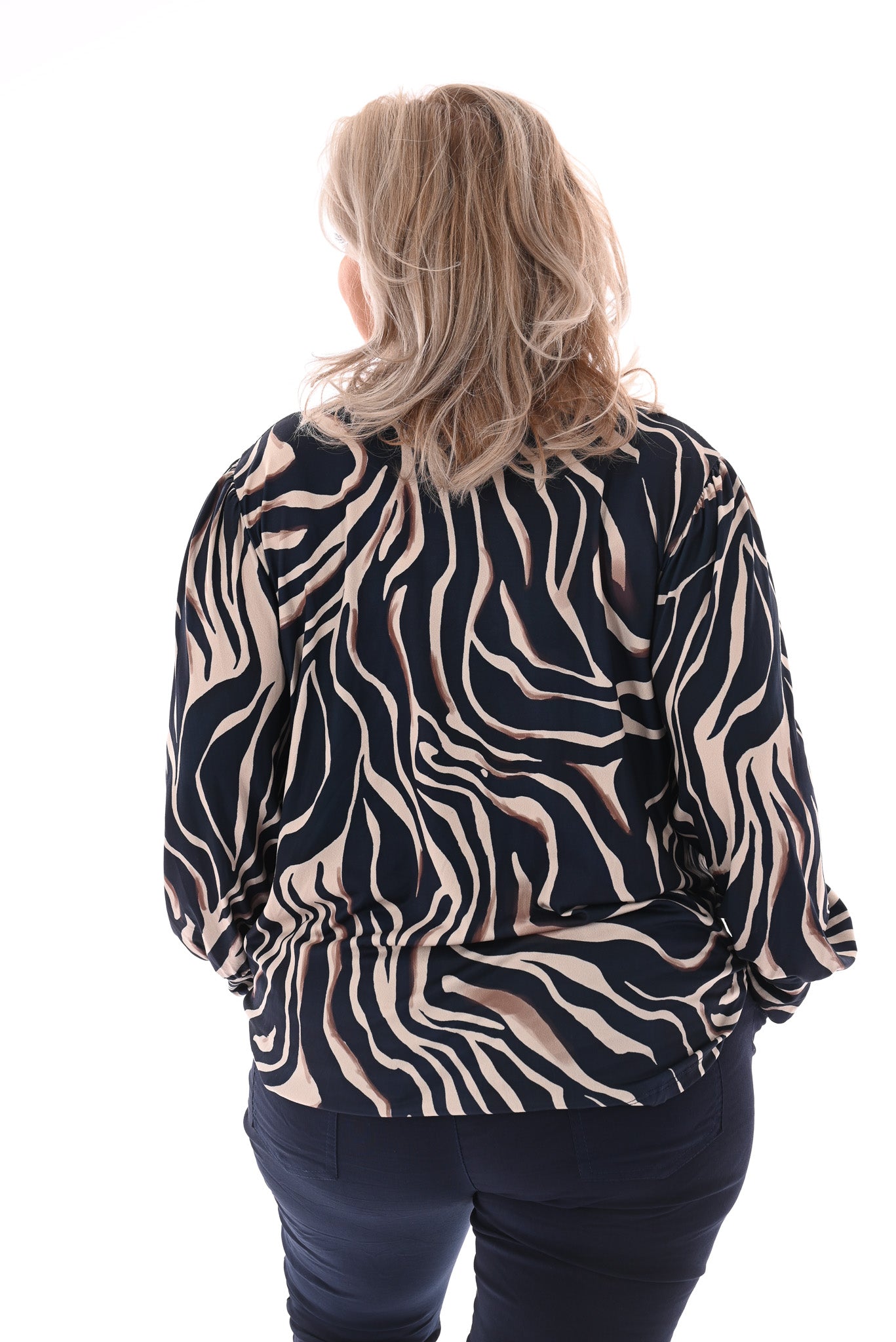 Top v-hals abstracte zebraprint marineblauw