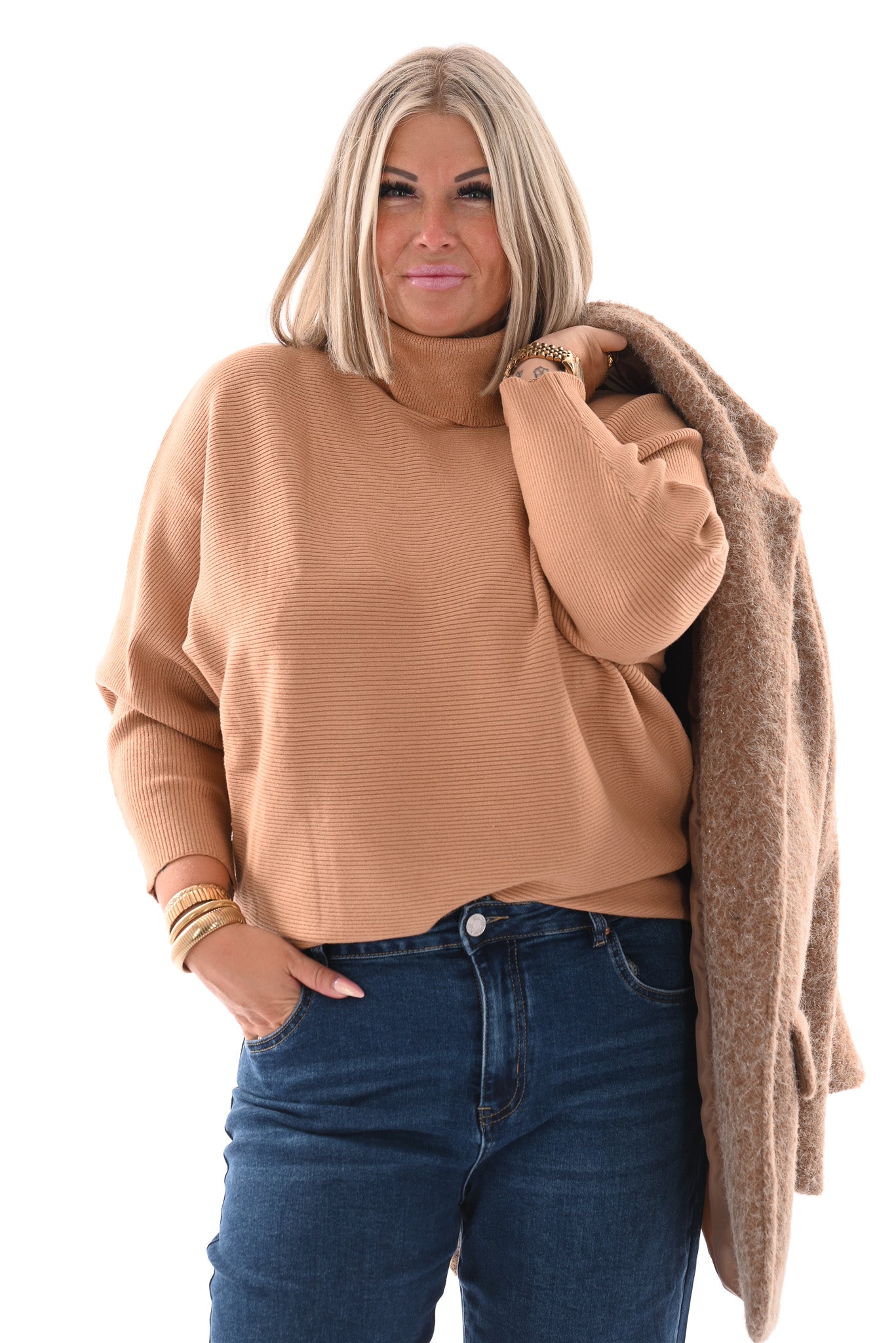Coltrui rib camel
