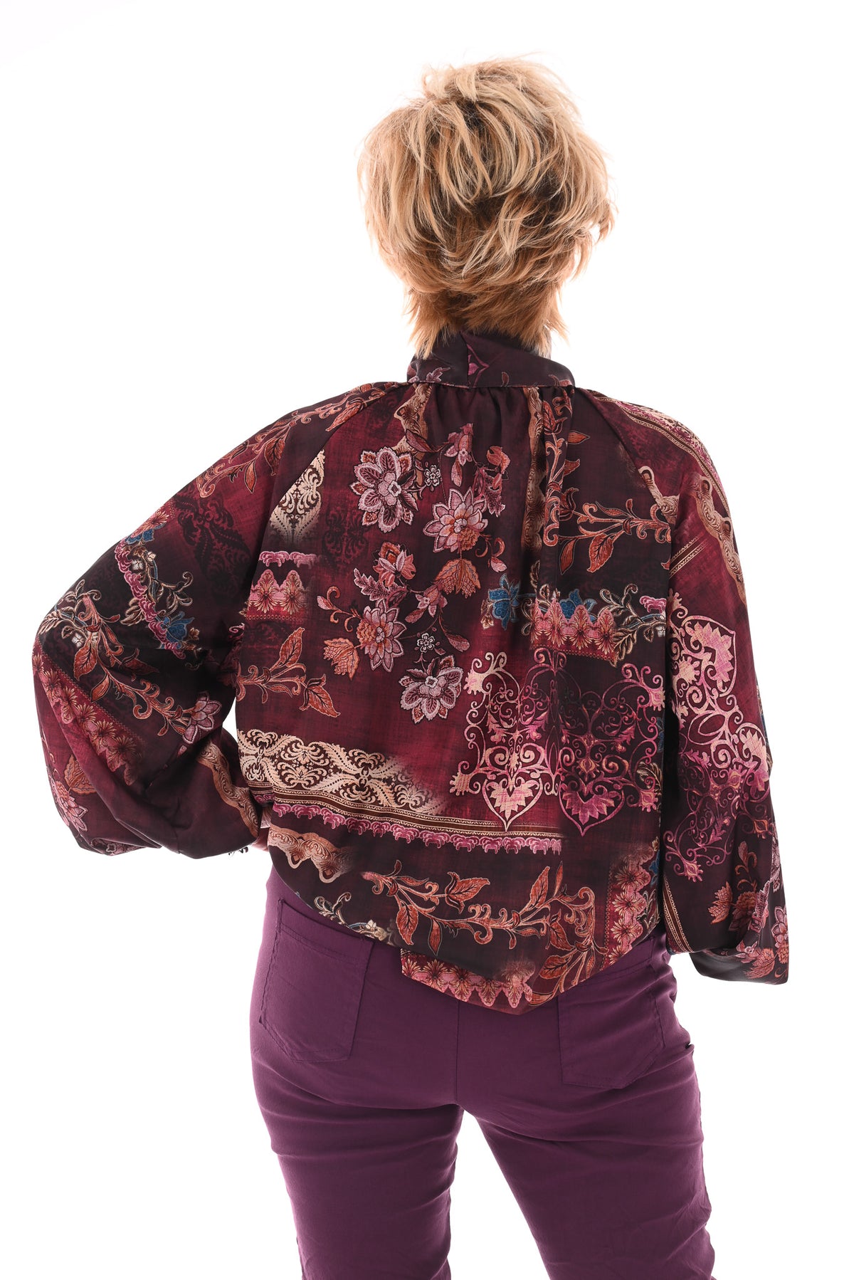 Silky blouse met strik paisley bordeaux