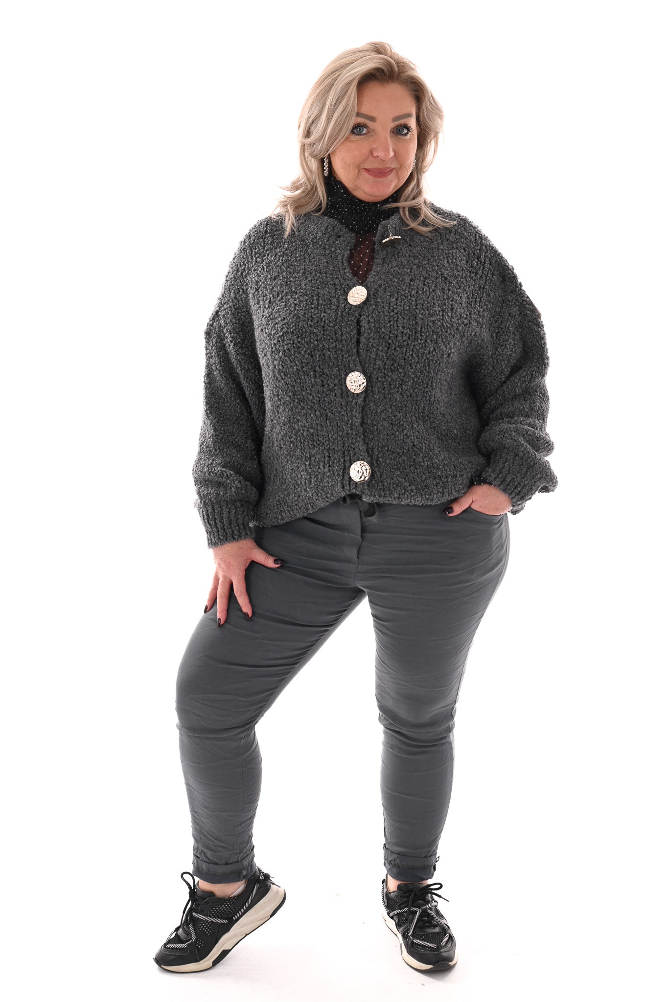 Boucle vest grote knopen grijs