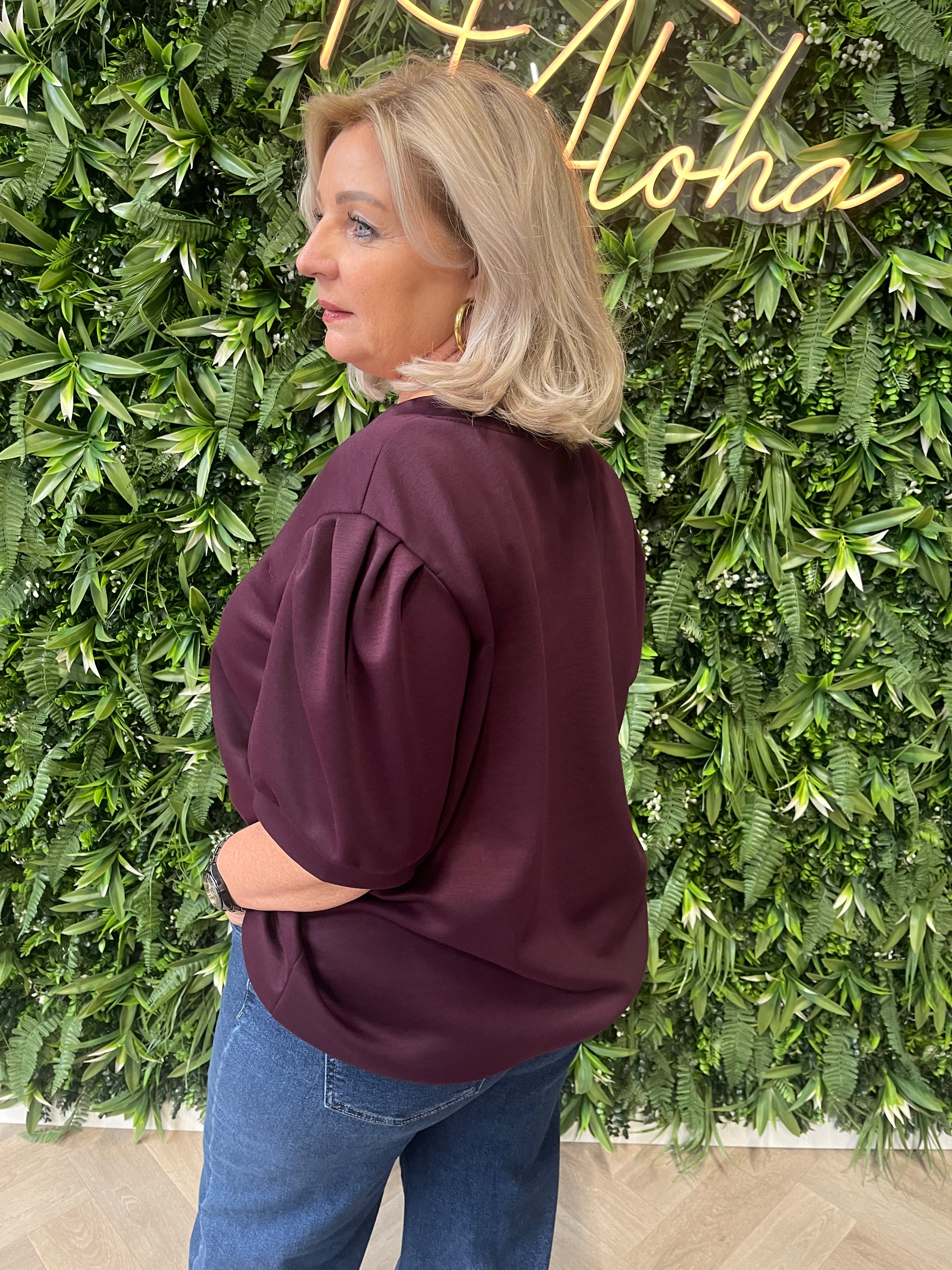 Sweater v-hals korte pofmouwen aubergine