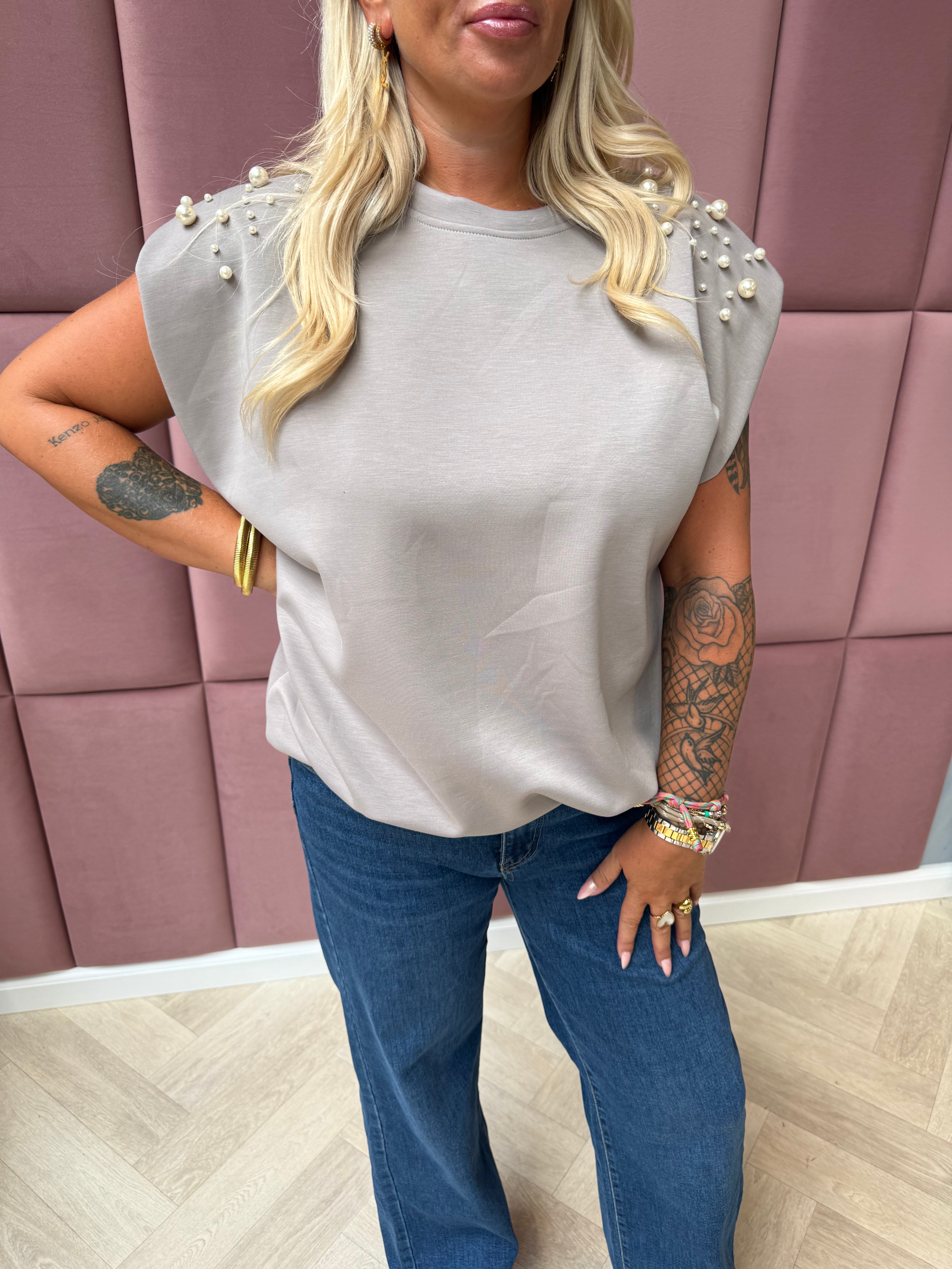 Shirt kapmouwen parels taupe
