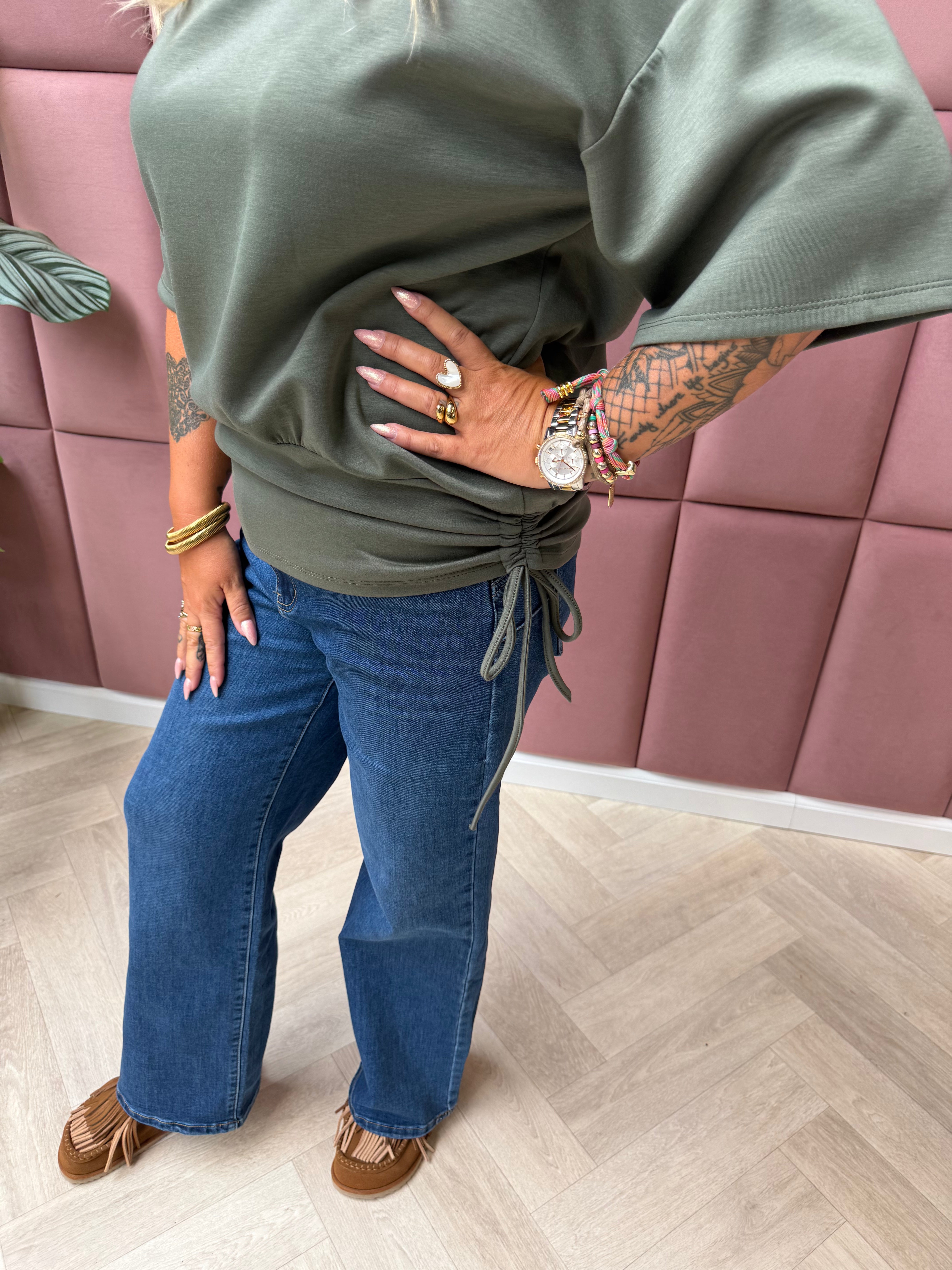 Sweater korte mouwen met strik olijfgroen