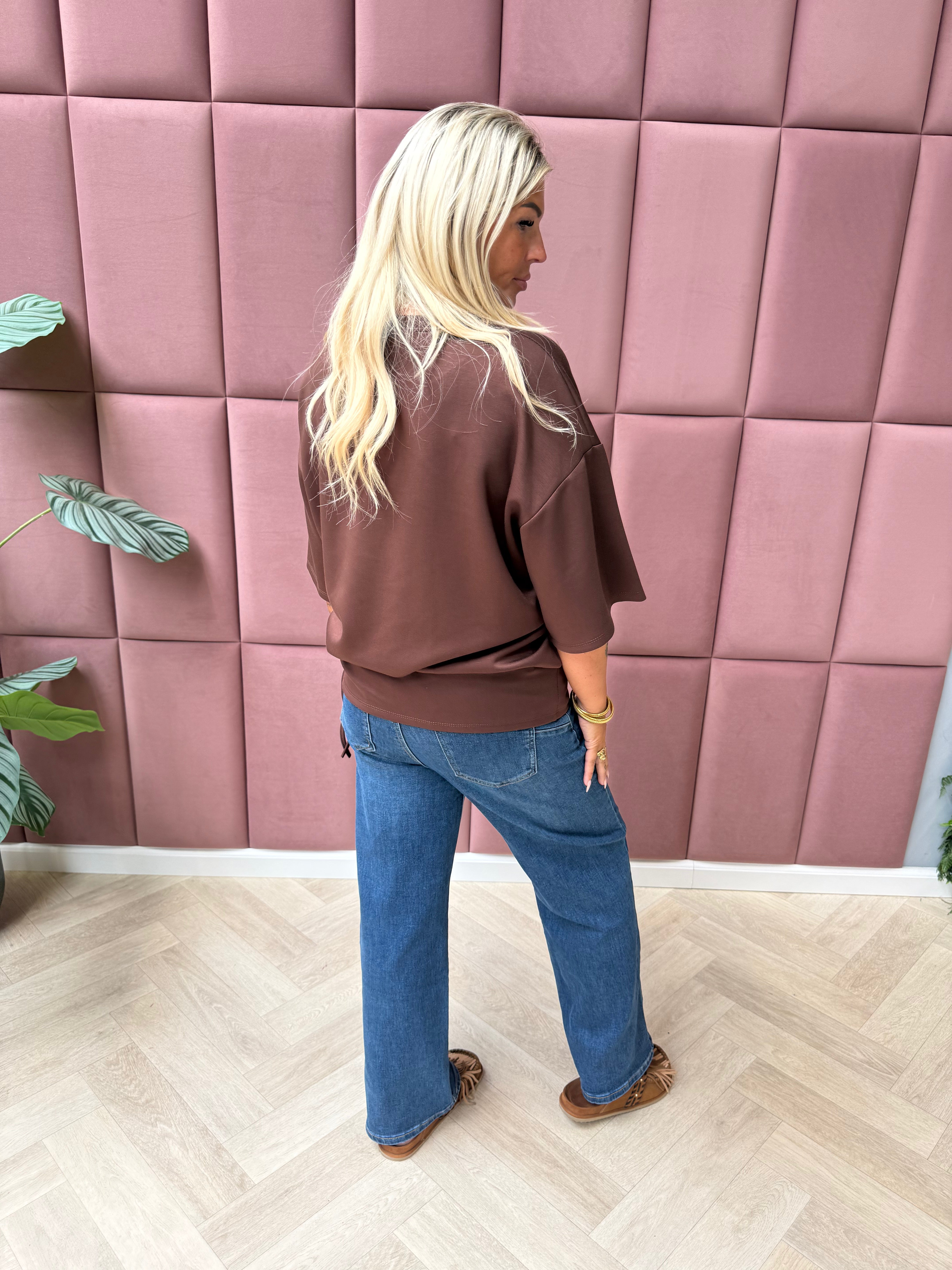 Sweater korte mouwen met strik bruin