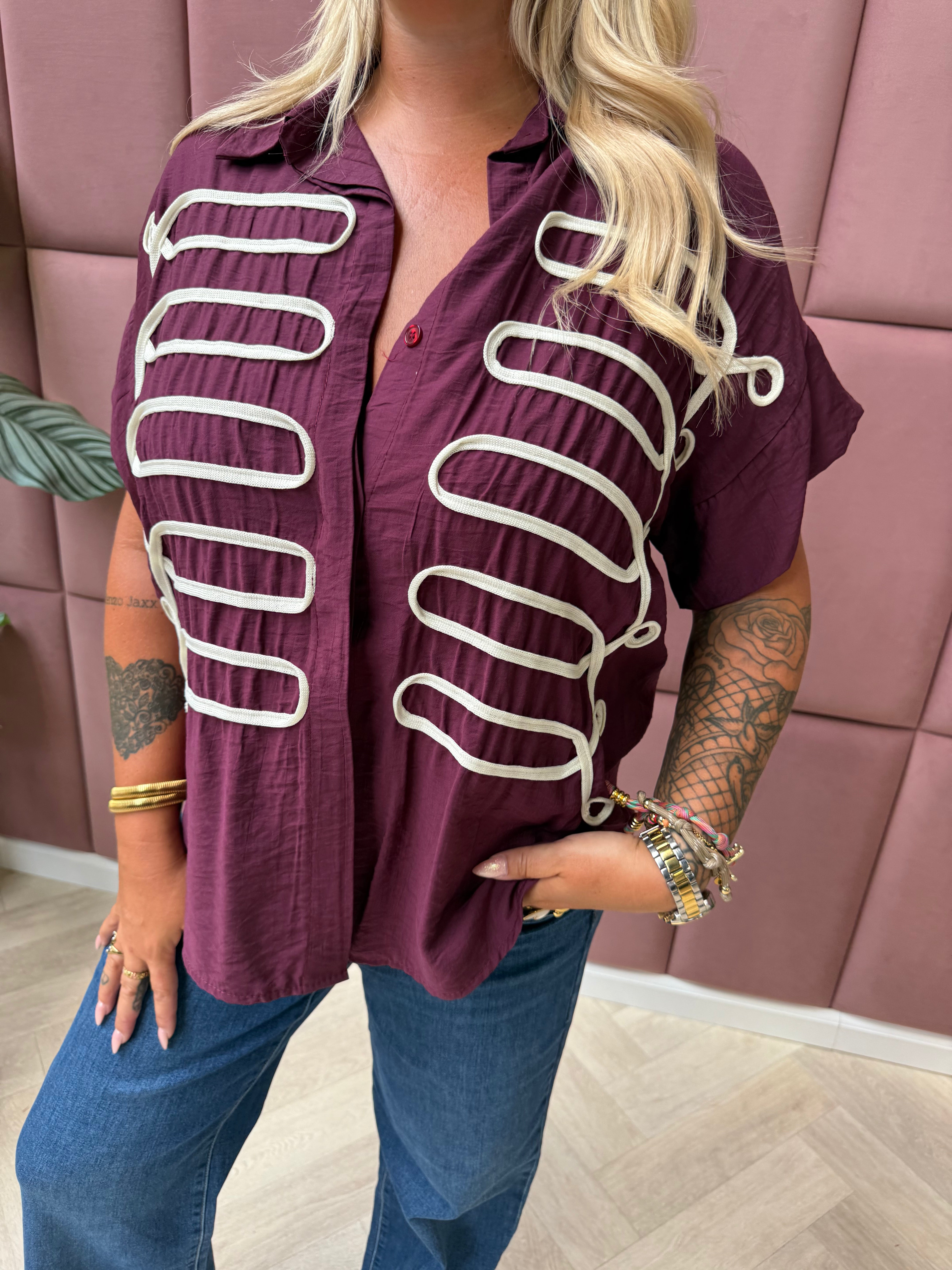 Blouse korte mouwen met veterdetail aubergine
