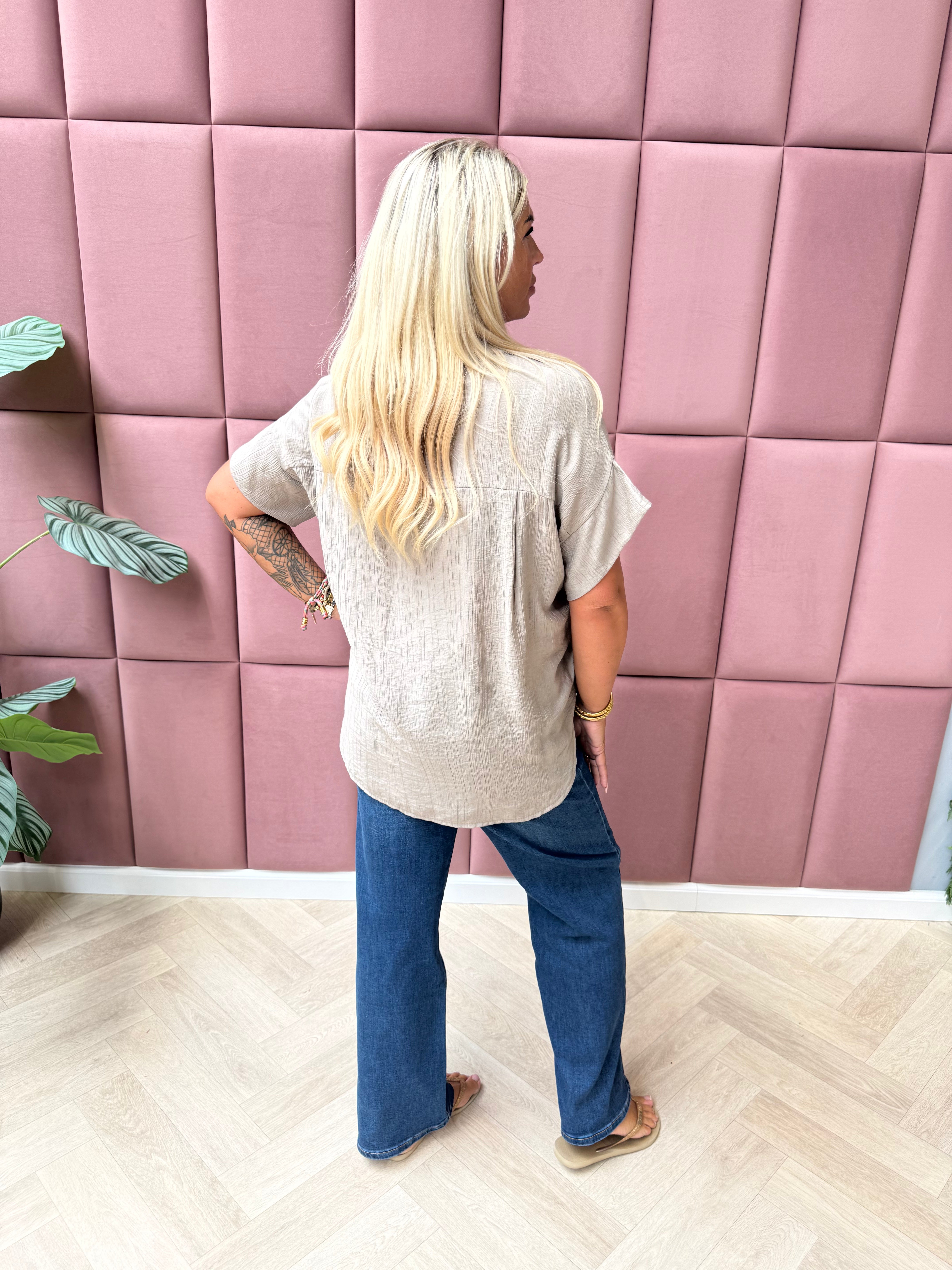 Blouse korte mouwen met veterdetail taupe