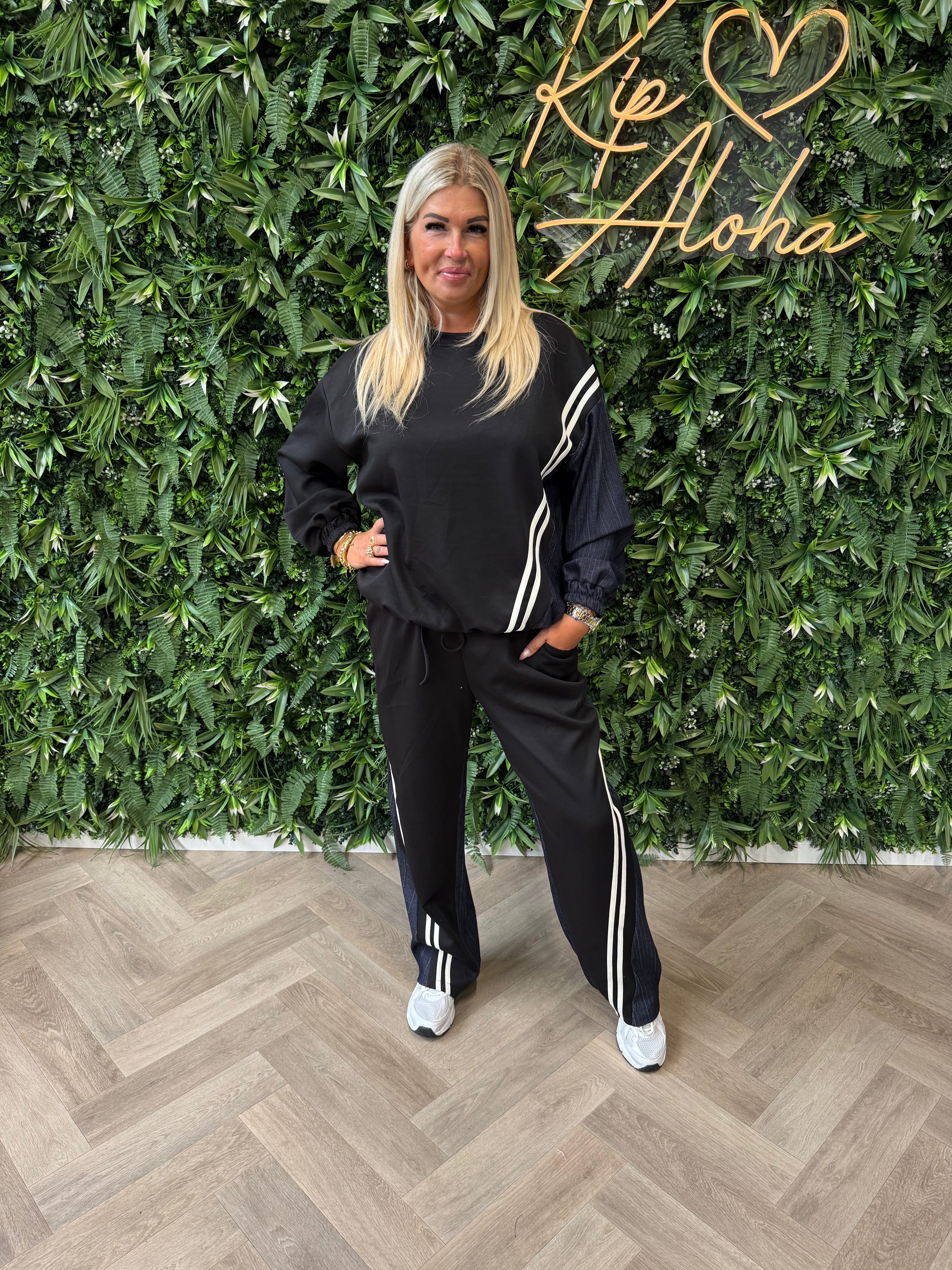 Tweedelig joggingspak met jeans details zwart