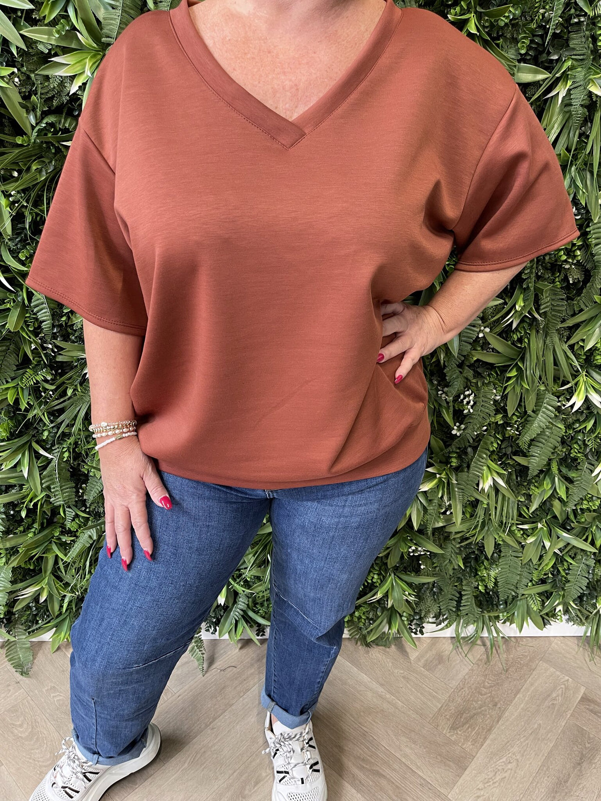 Sweater korte mouwen v-hals terracotta