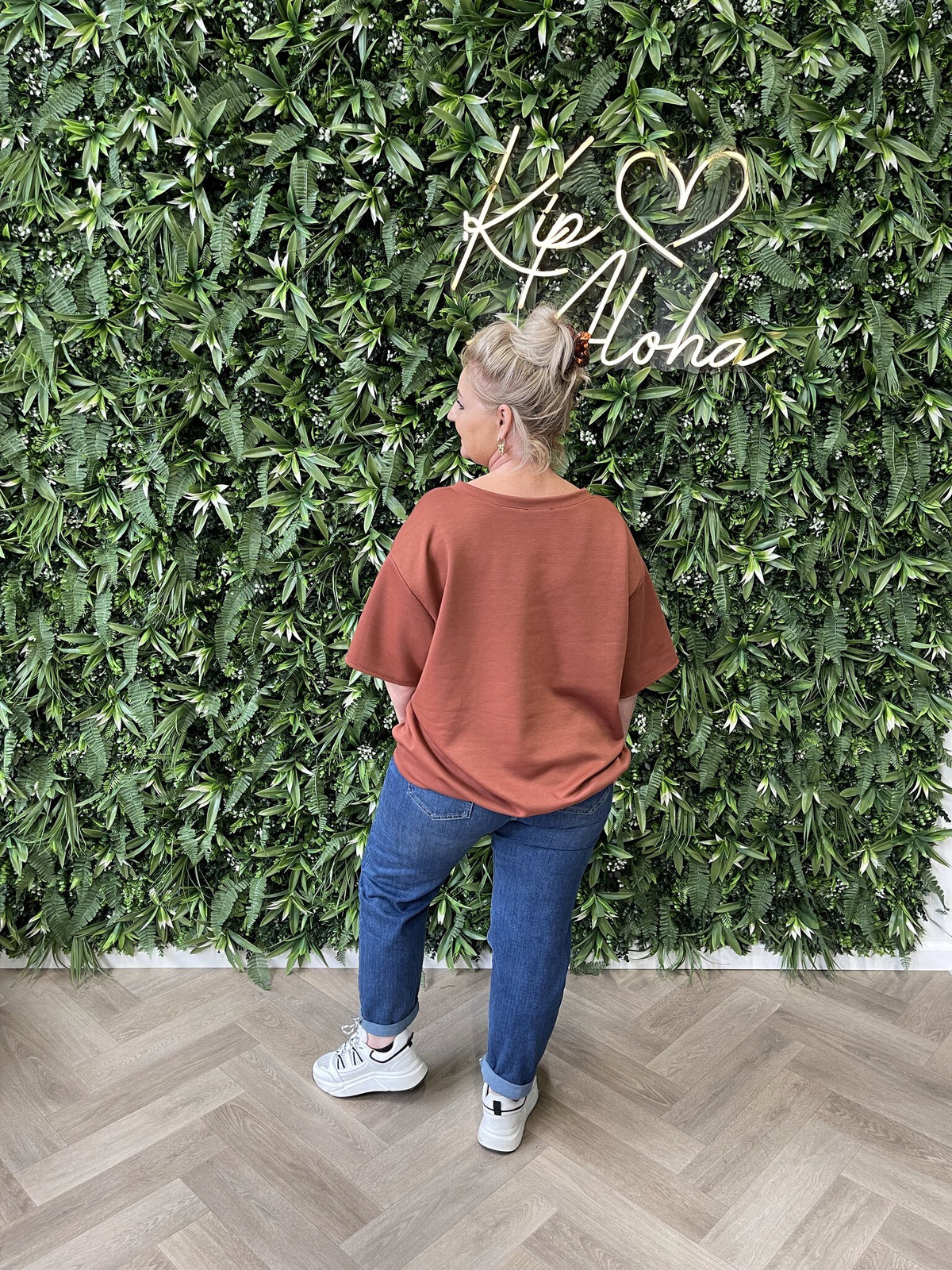 Sweater korte mouwen v-hals terracotta