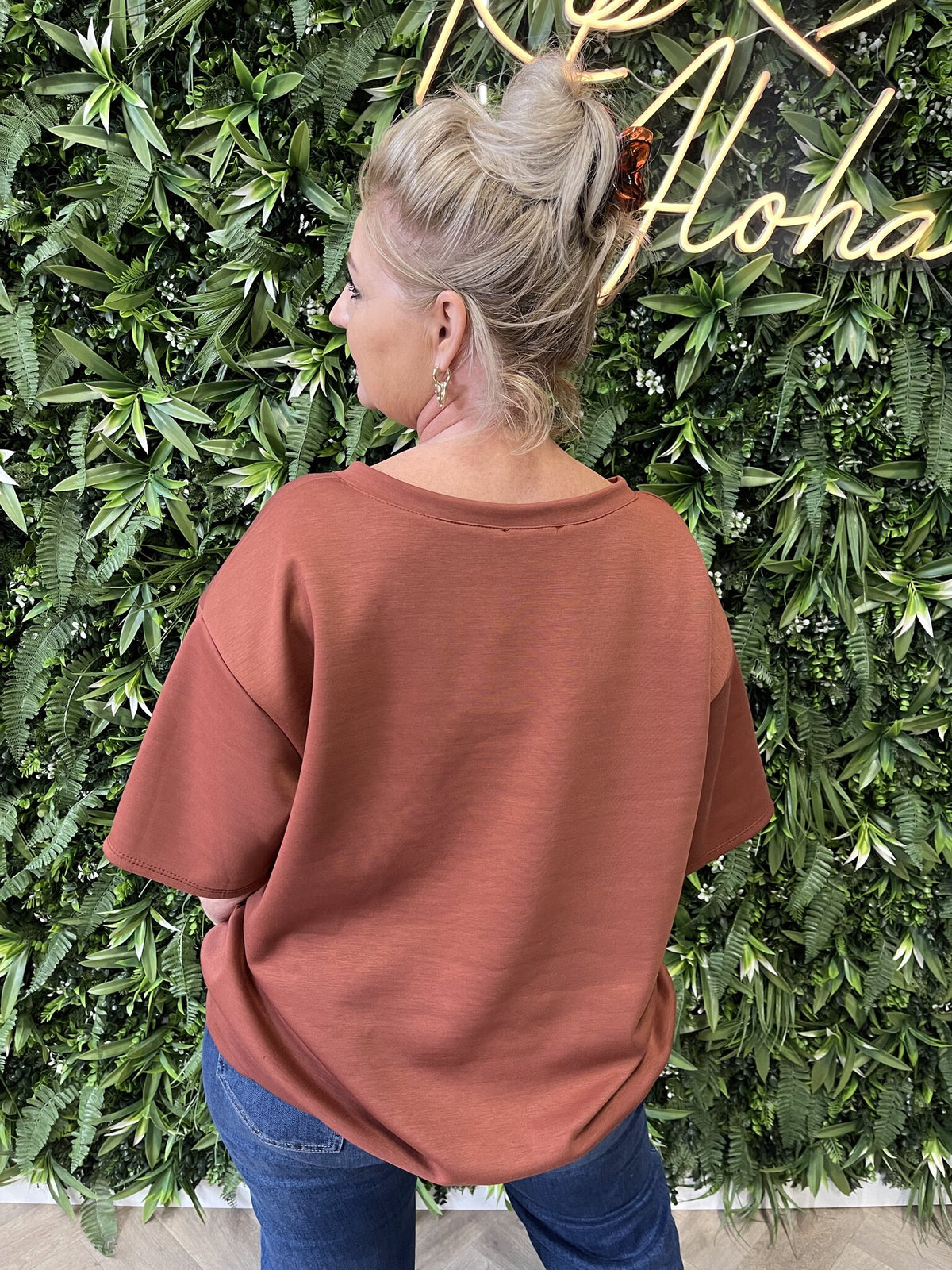 Sweater korte mouwen v-hals terracotta