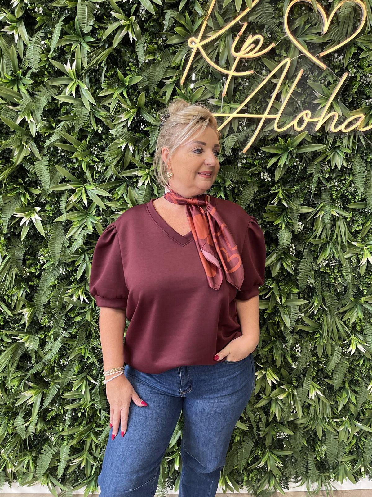 Sweater v-hals korte pofmouwen bordeaux