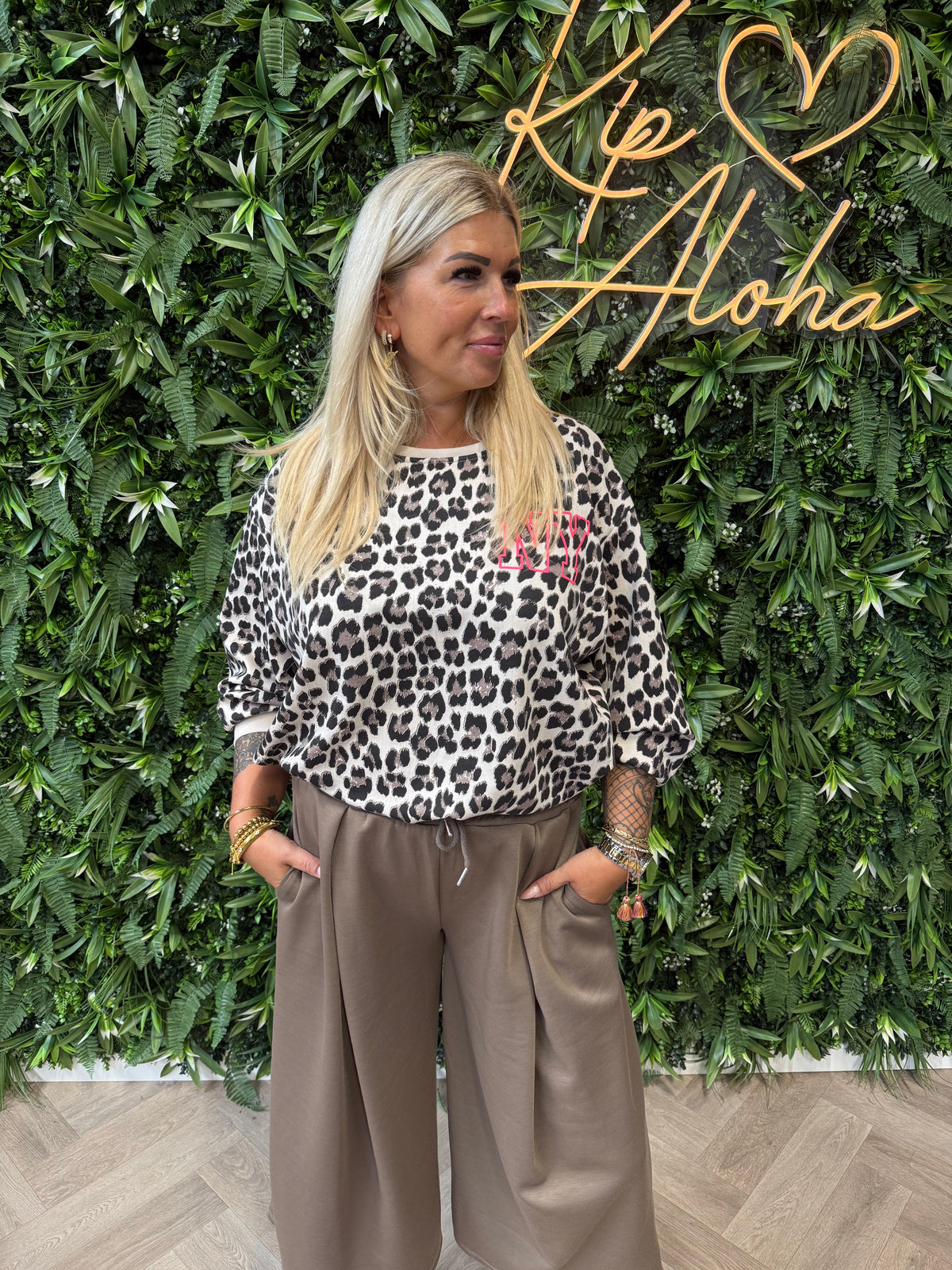 Sweater panterprint new york beige
