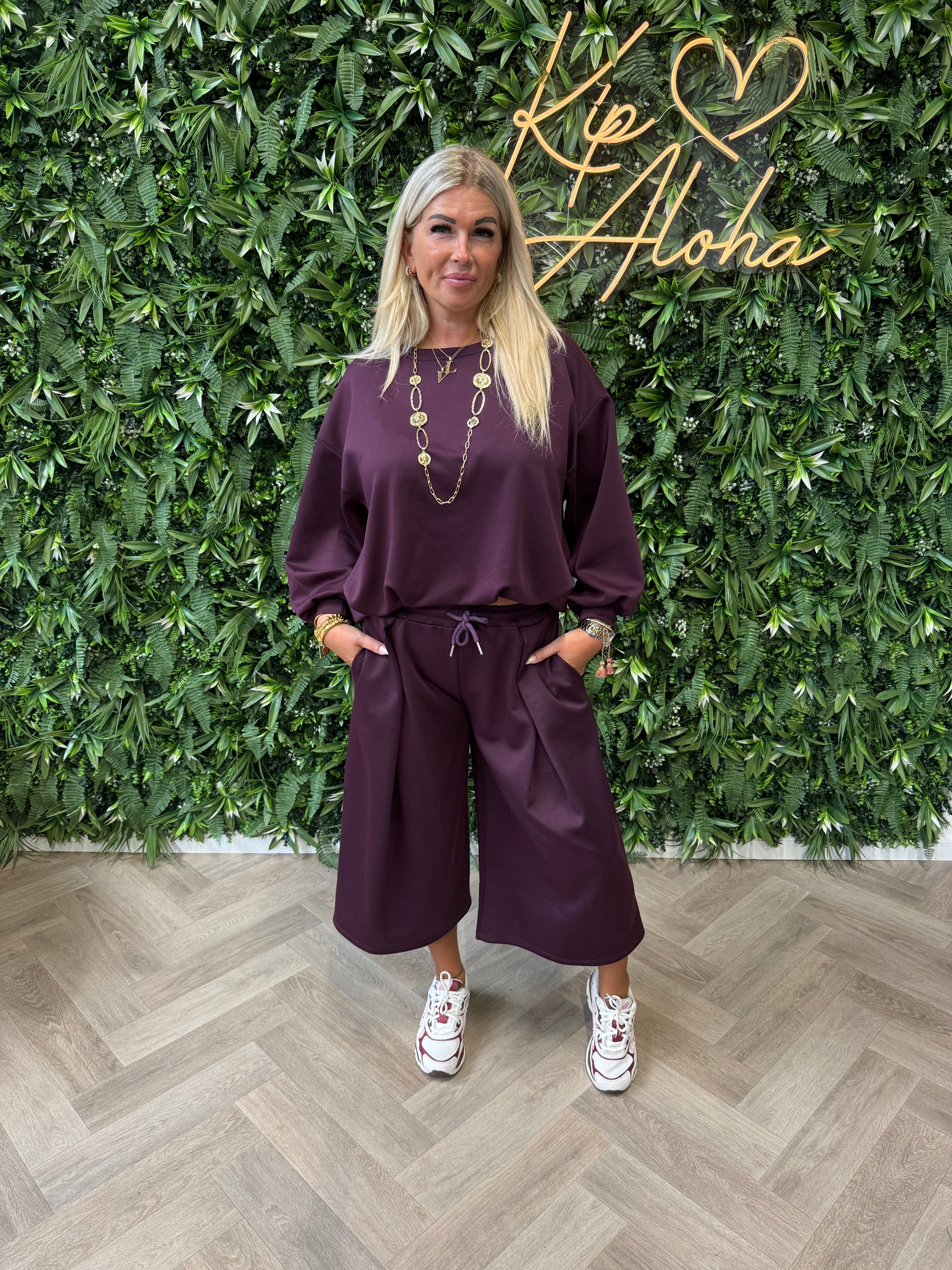 Sweater elastische onderkant uni aubergine