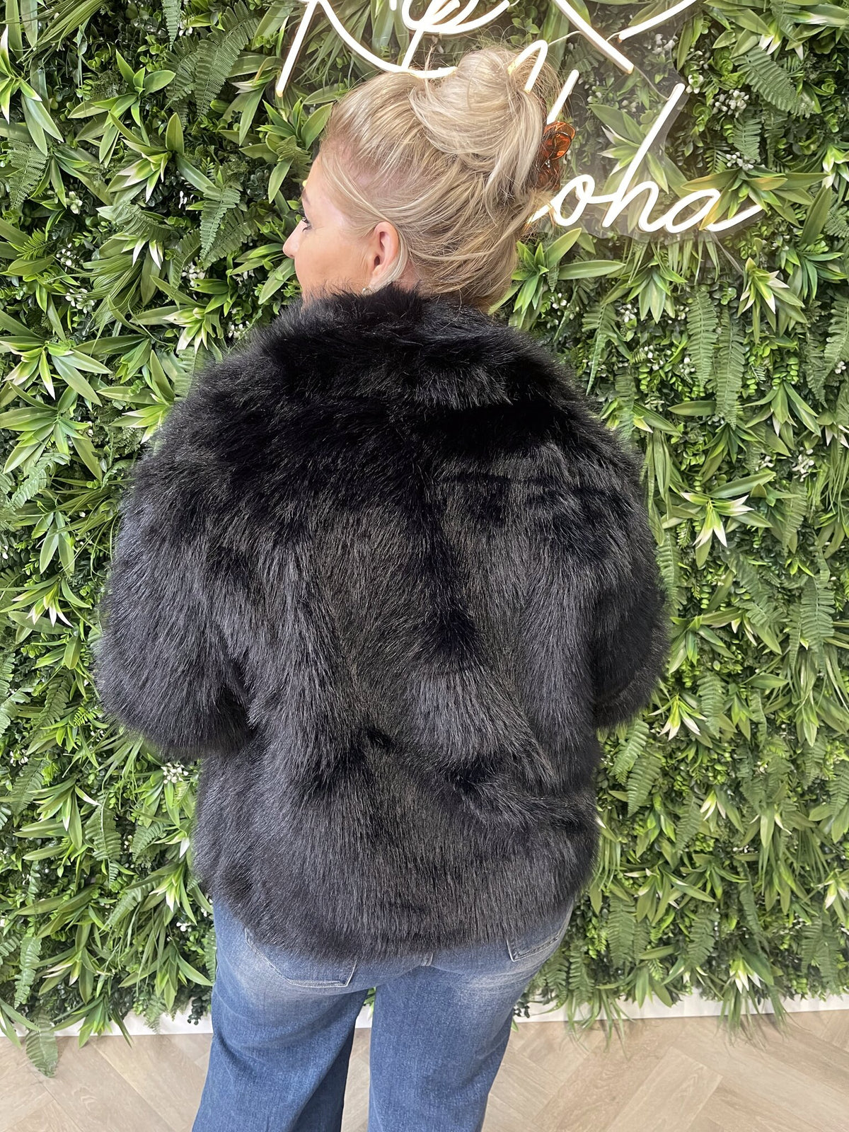 Fake fur jas zwart