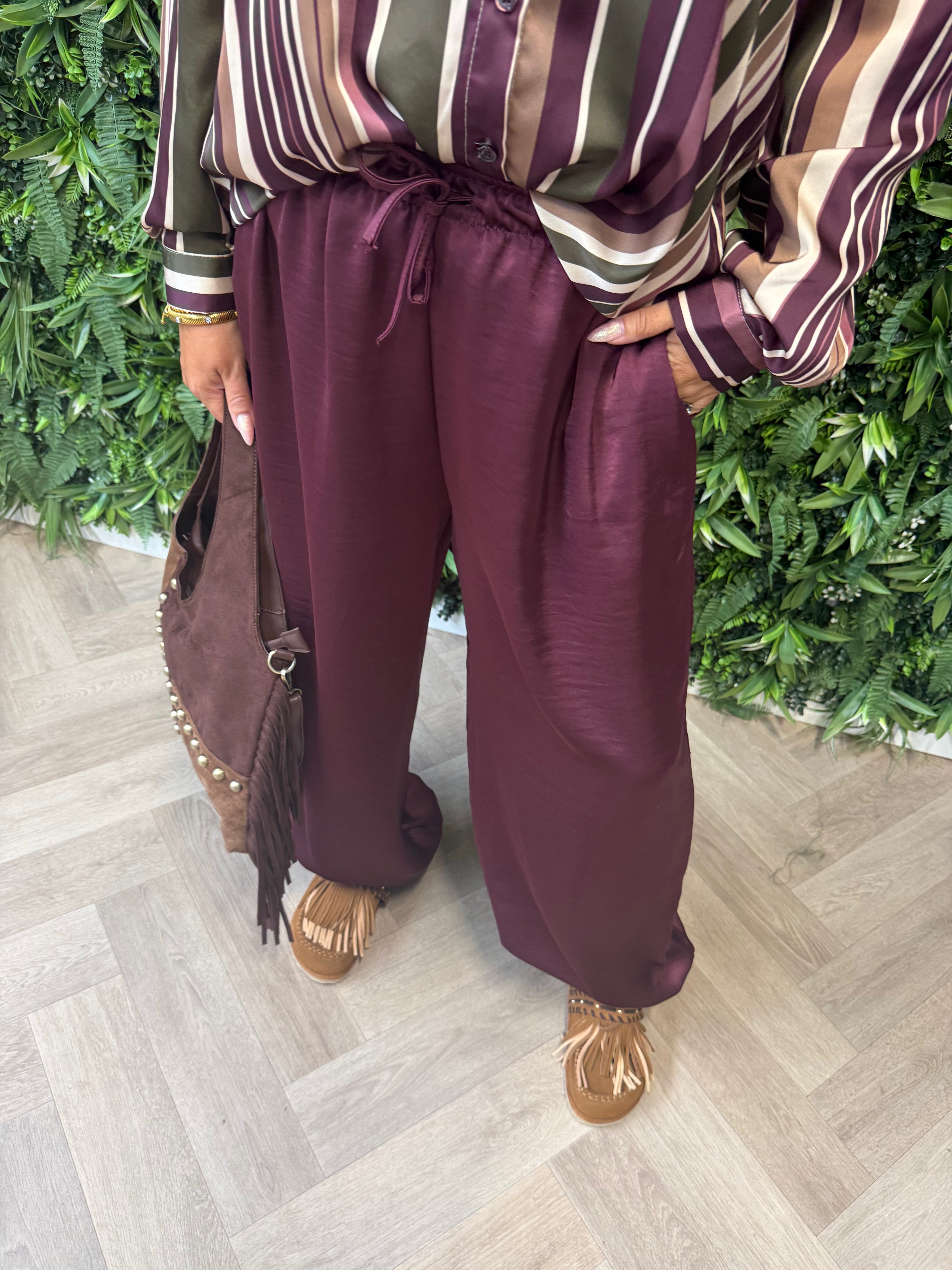 Silky broek met aantrekkoord bordeaux