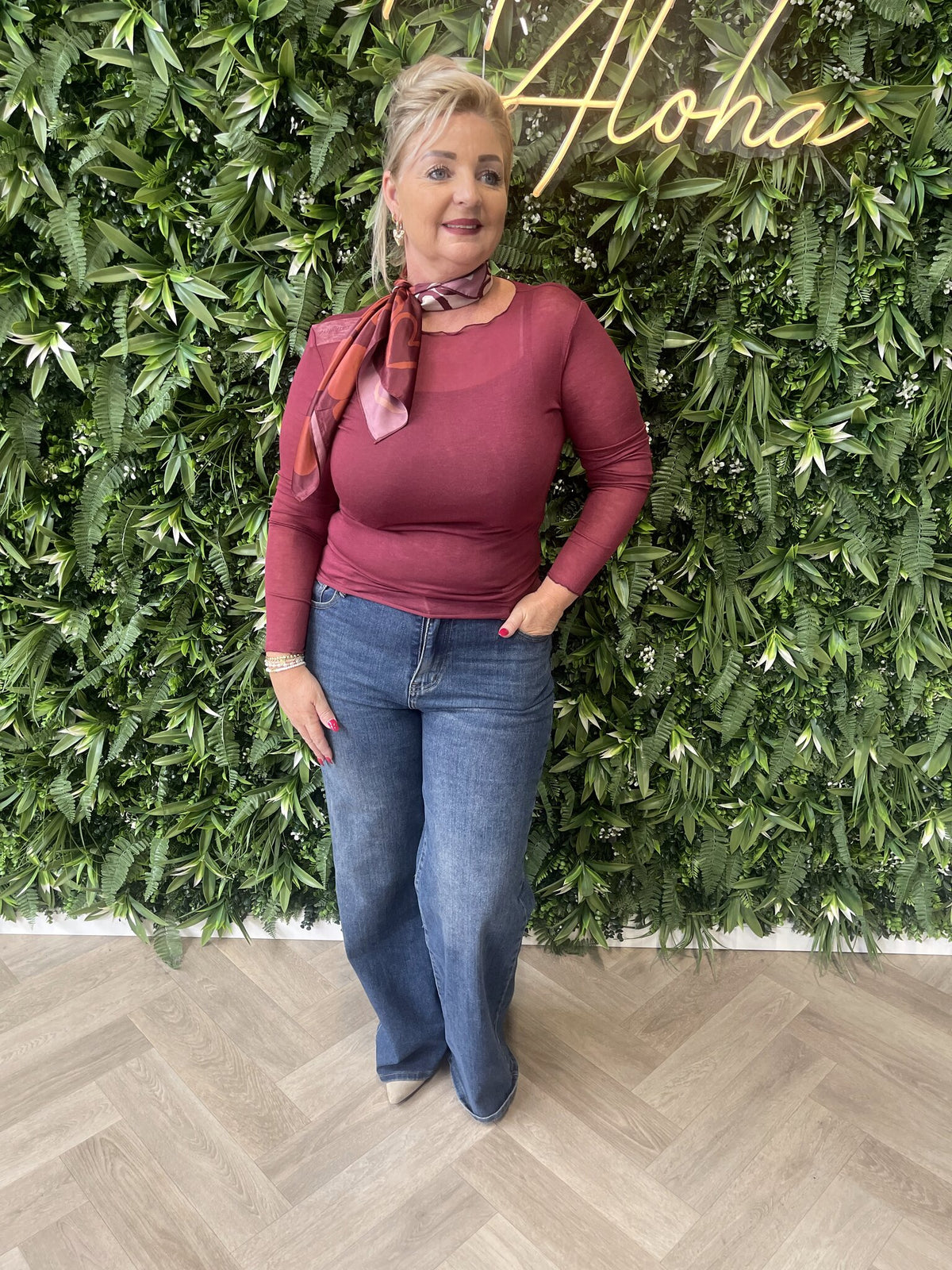 Basic mesh top bordeaux