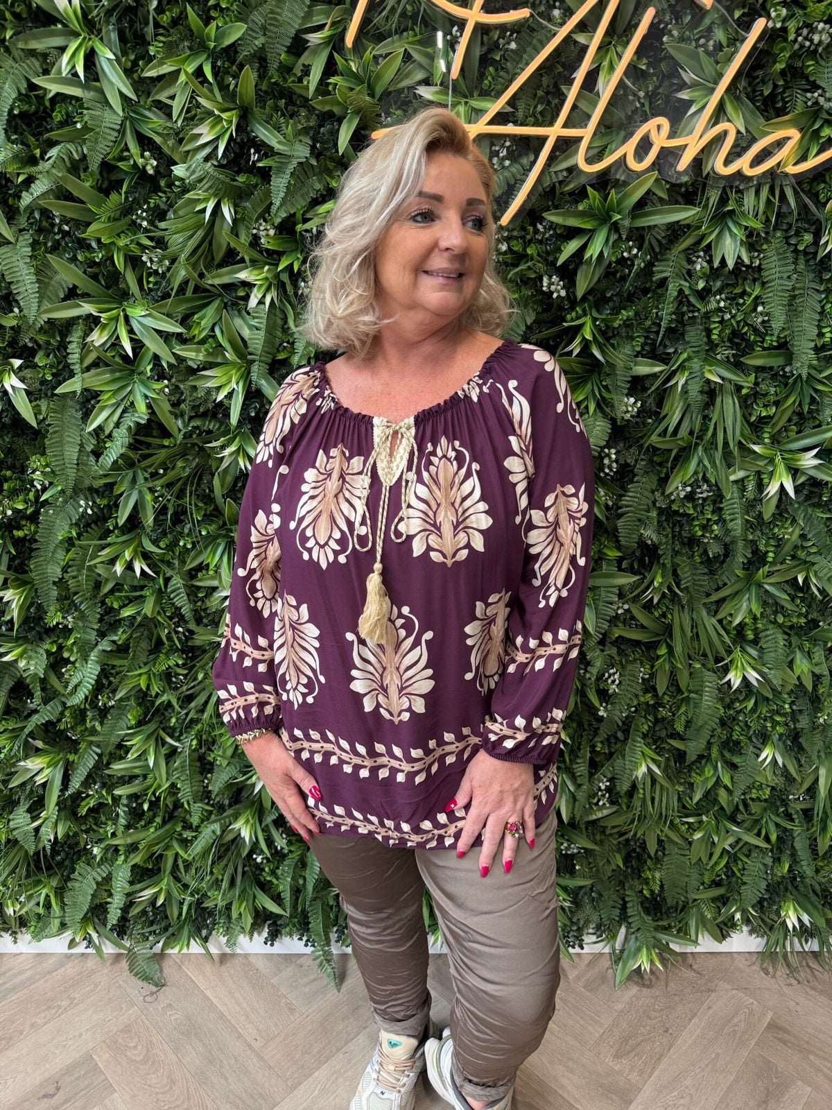 Top bloemen off-shoulder aubergine