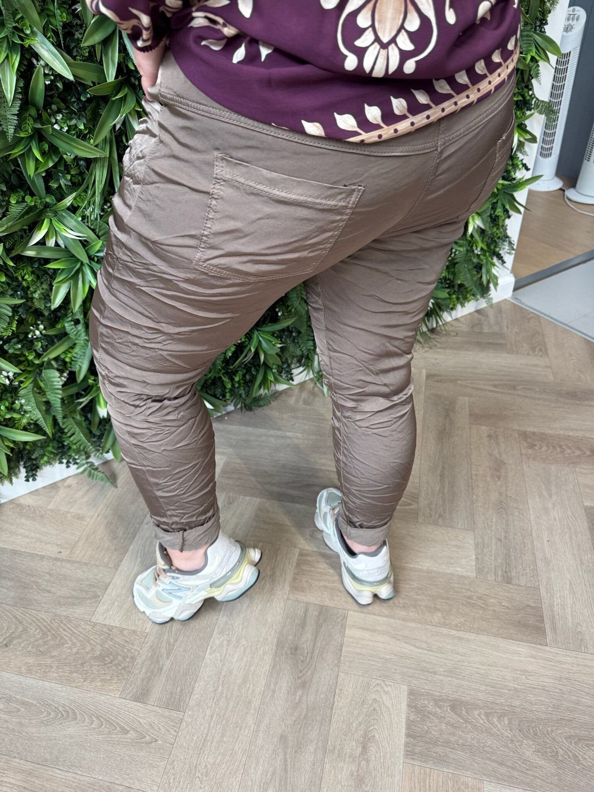 Stretchbroek silky taupe