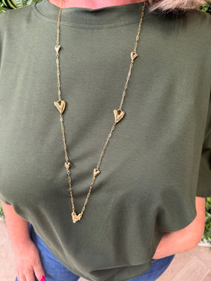 Lange stainless ketting met hartjes en parels goud