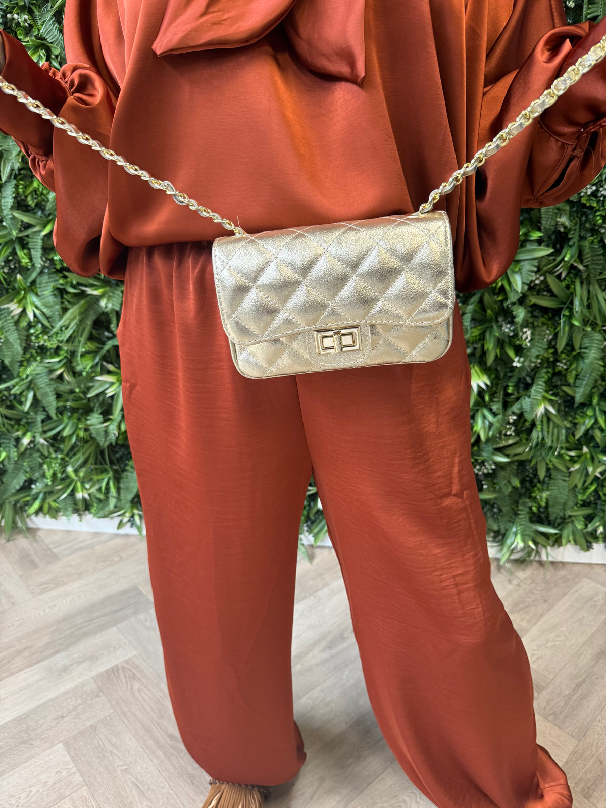 Silky broek met aantrekkoord brique