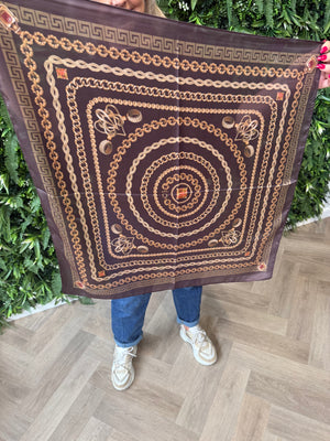 Kort sjaaltje ketting design donkerbruin