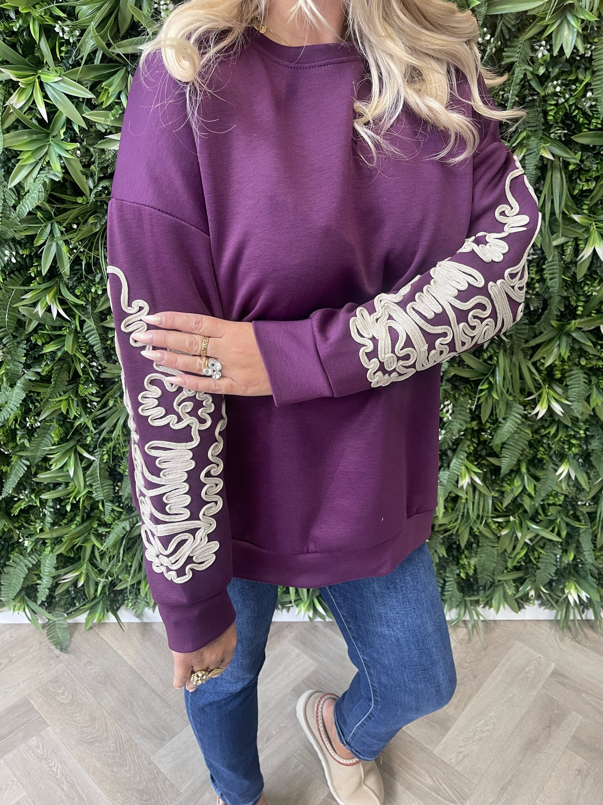 Sweater ronde hals met mouw detail paars