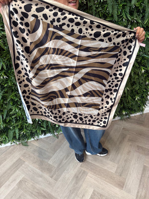 Kort sjaaltje safari print beige
