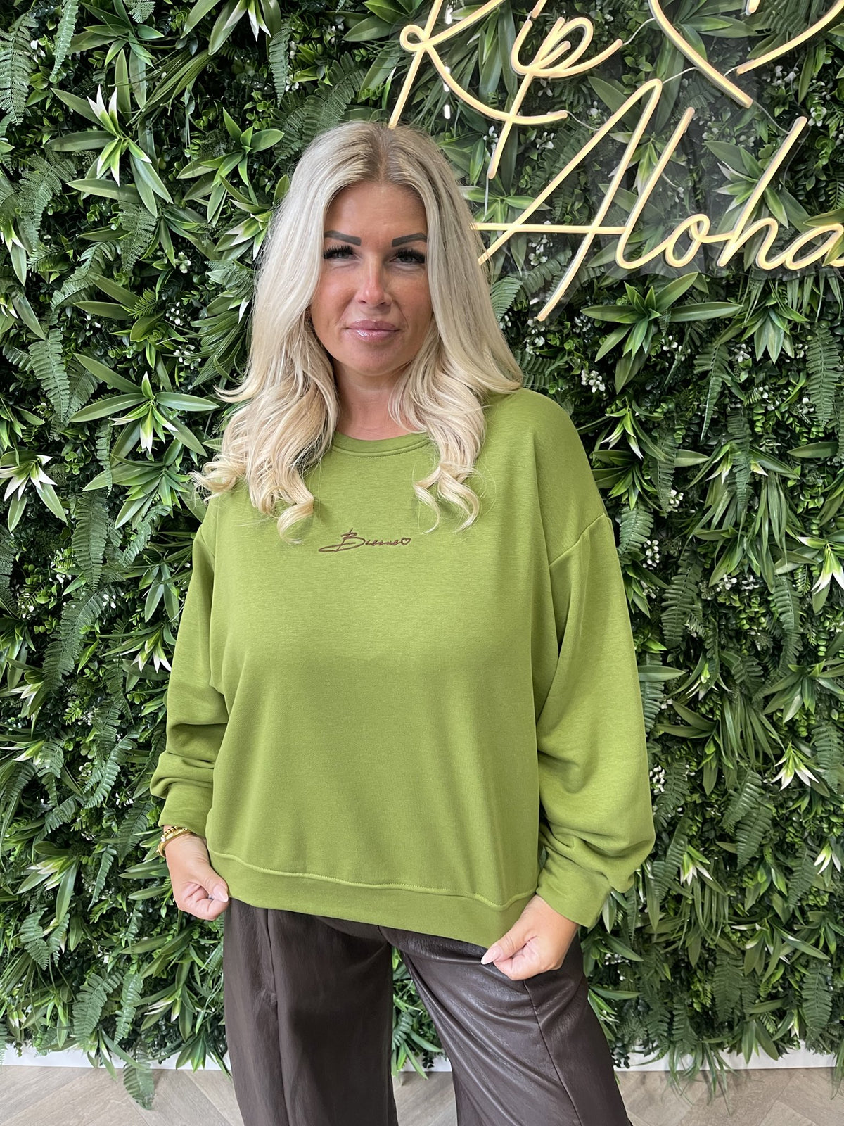 Sweater Bisous uni groen