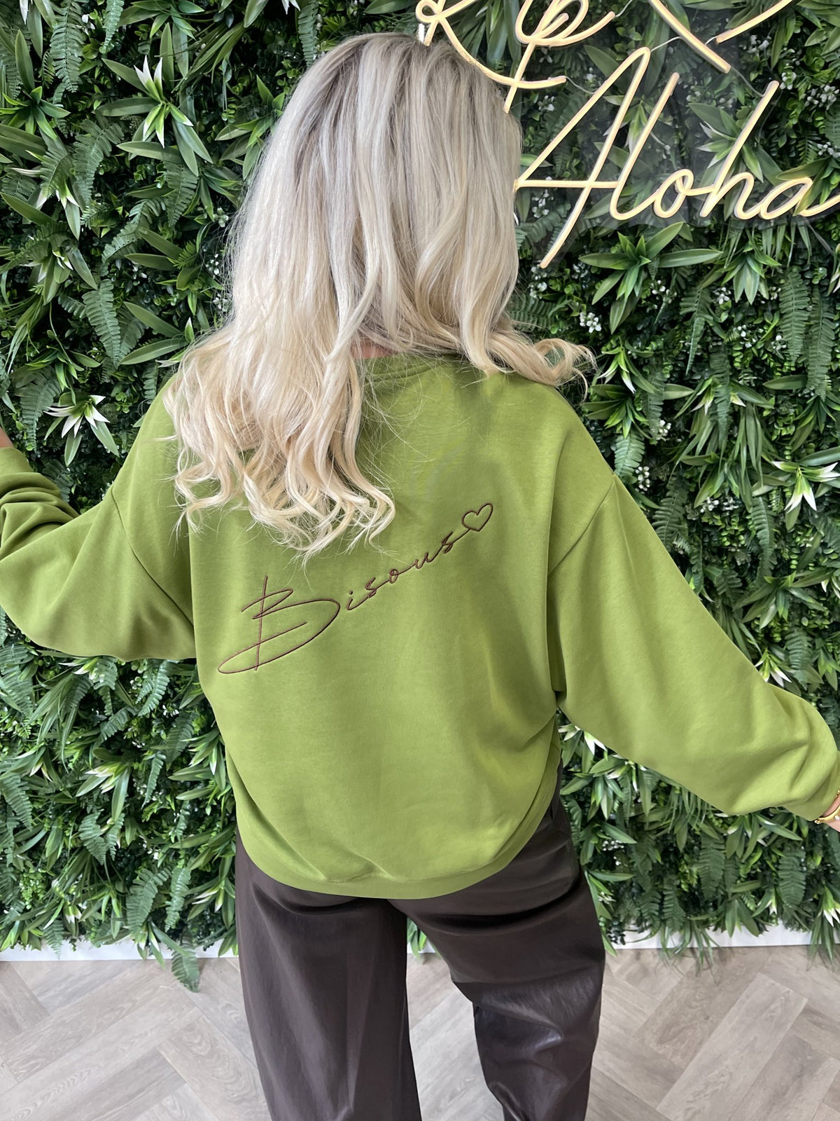 Sweater Bisous uni groen