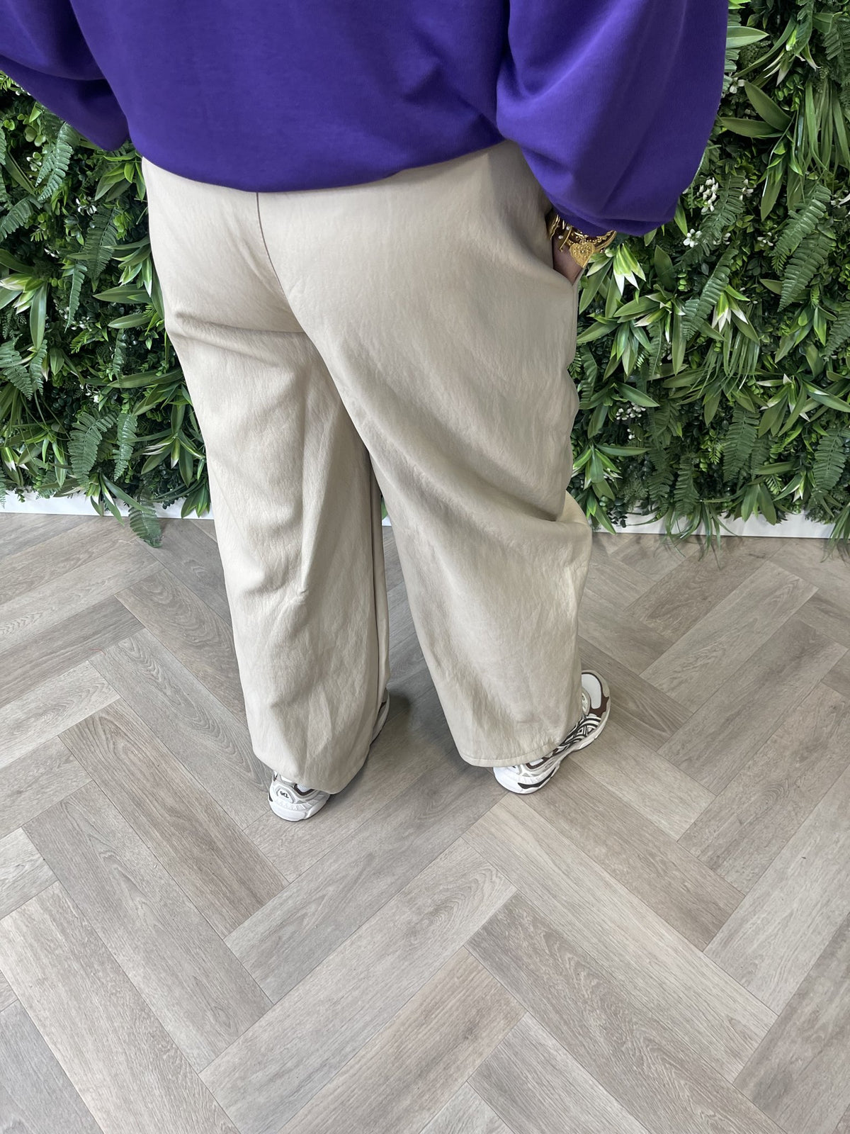 Leatherlook barrel broek beige