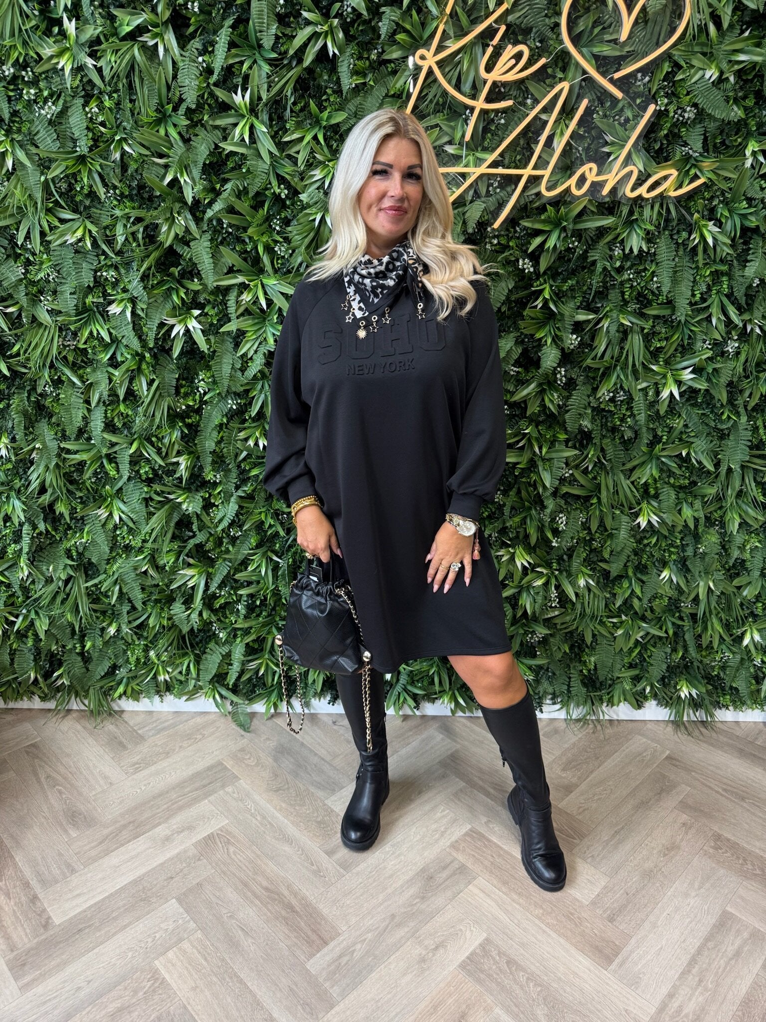 Sweaterdress soho zwart