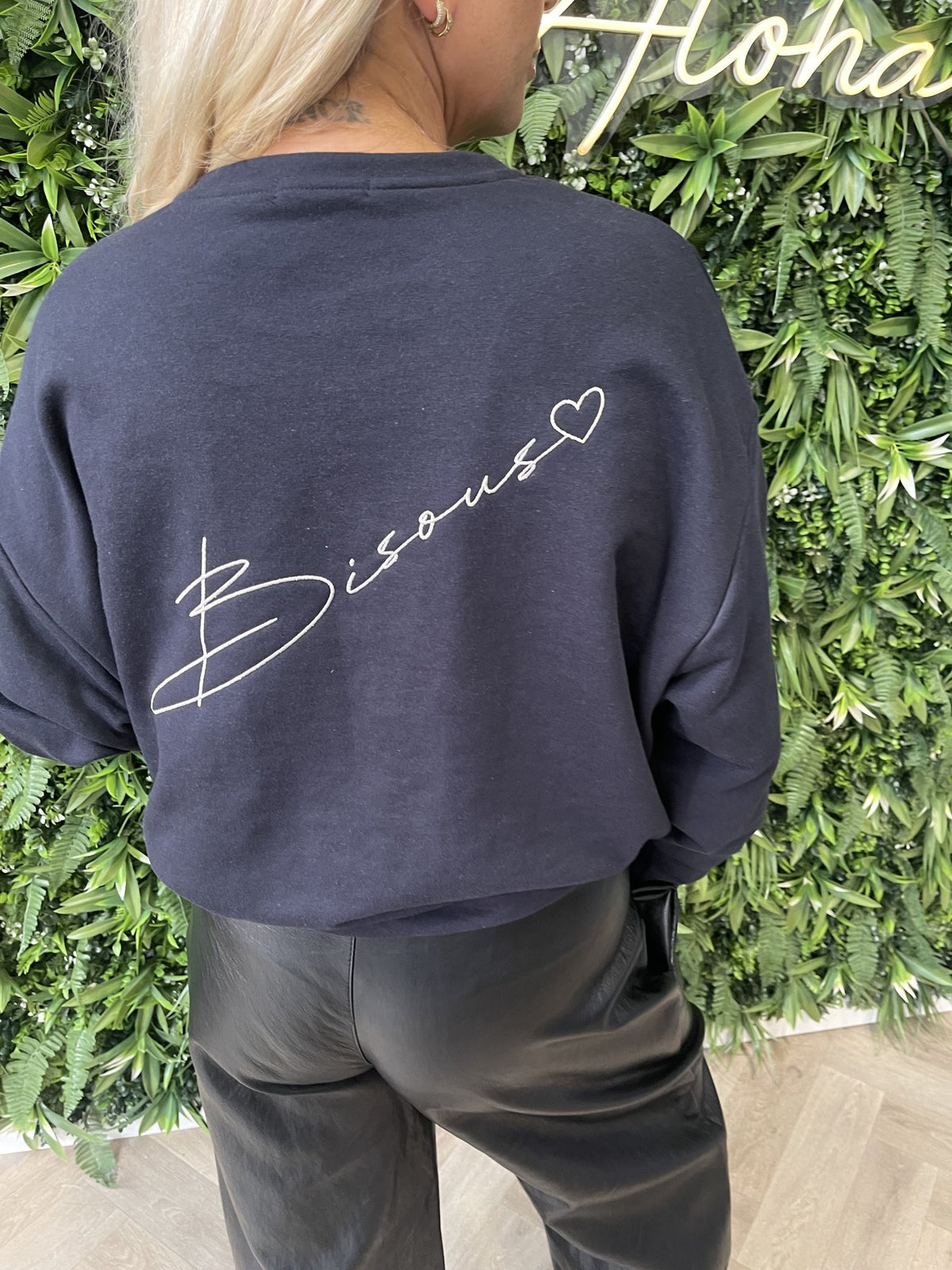 Sweater Bisous uni marineblauw
