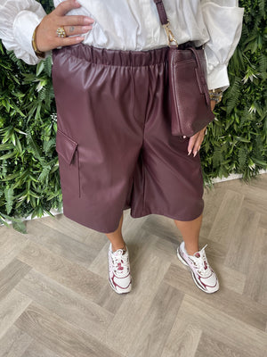 Leatherlook cargo bermuda met zakken bordeaux