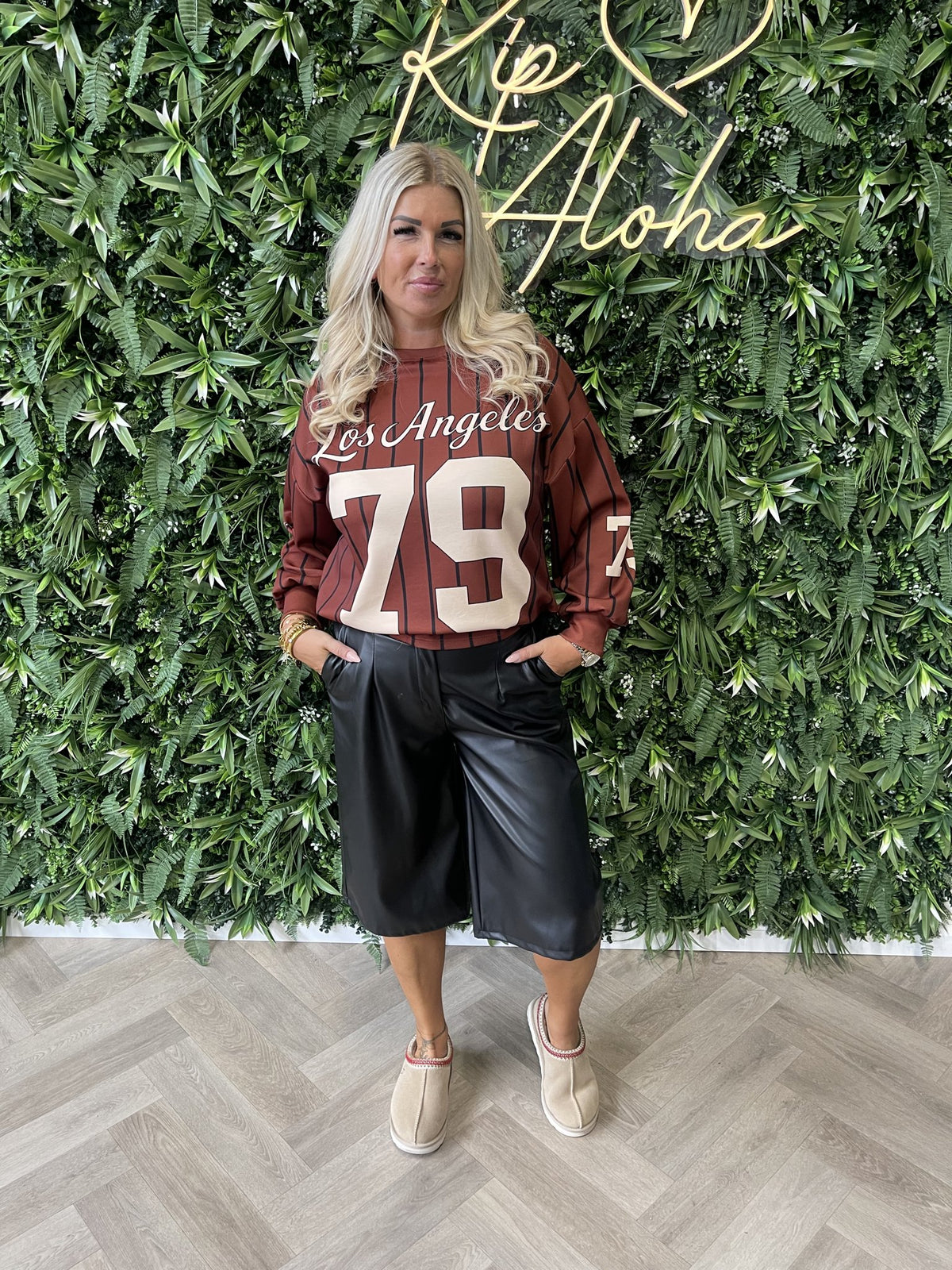Leatherlook bermuda zwart