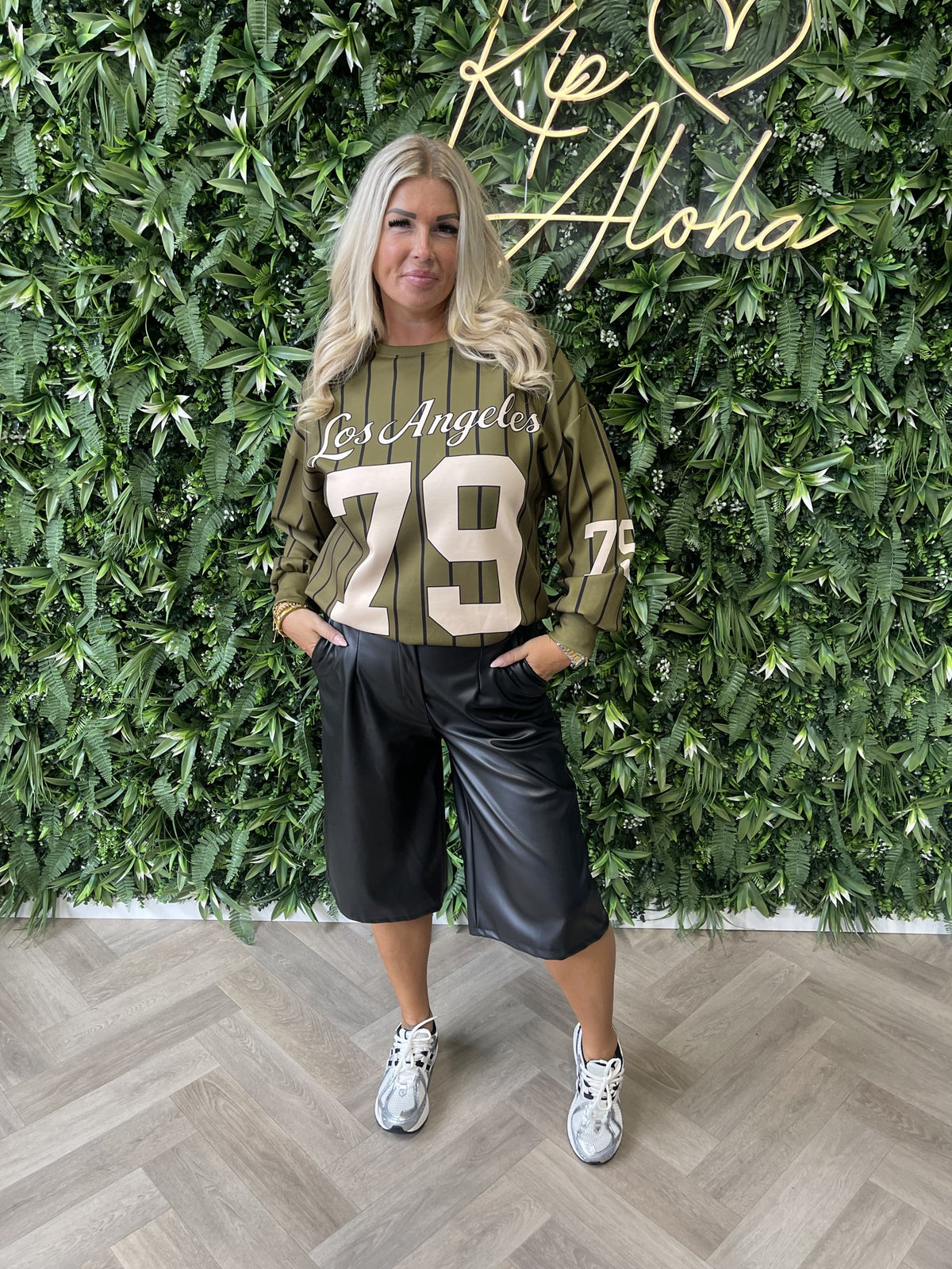Sweater fijne streepjes LA 79 lime